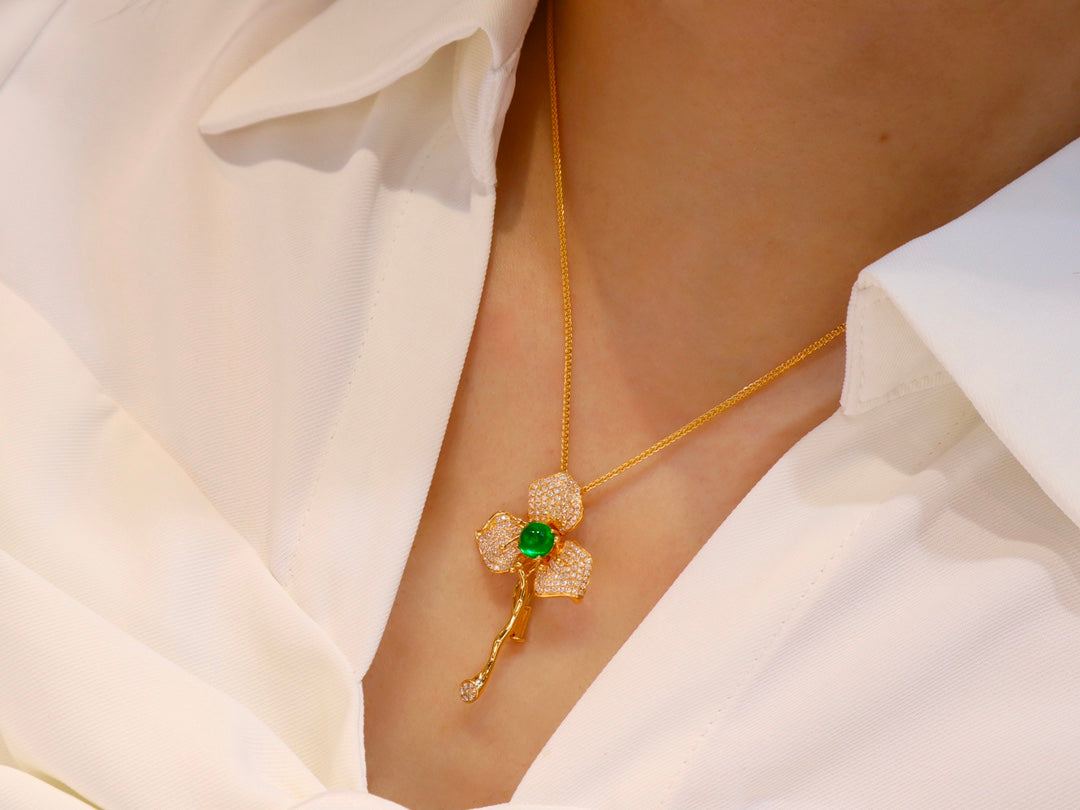 Emerald Flower Branch Brooch/Pendant Jewelry - Elevate Your Elegance