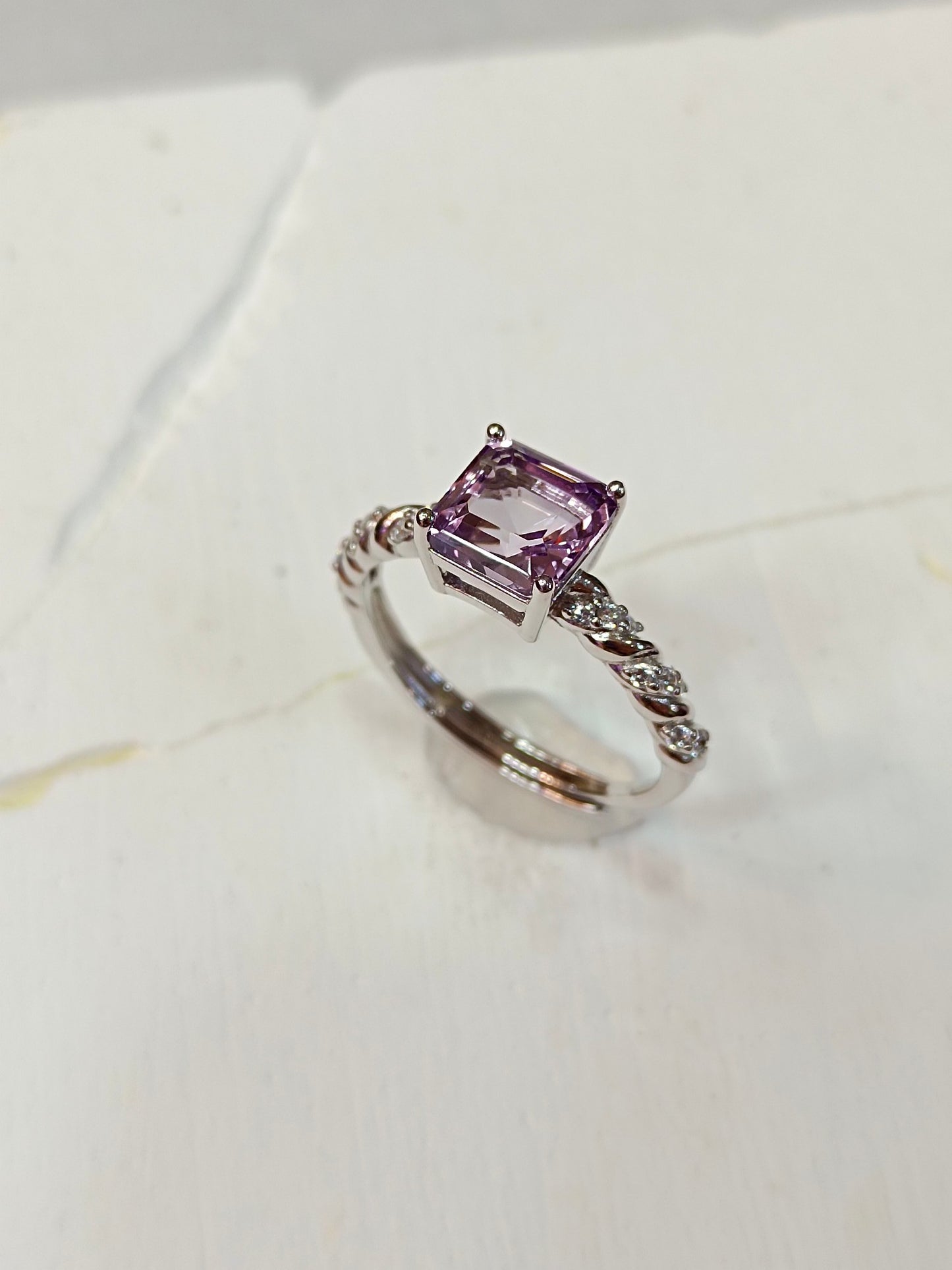 Cincin Persegi Kristal Ungu S925 Sterling Silver Lavender - Barang Kemas Cantik