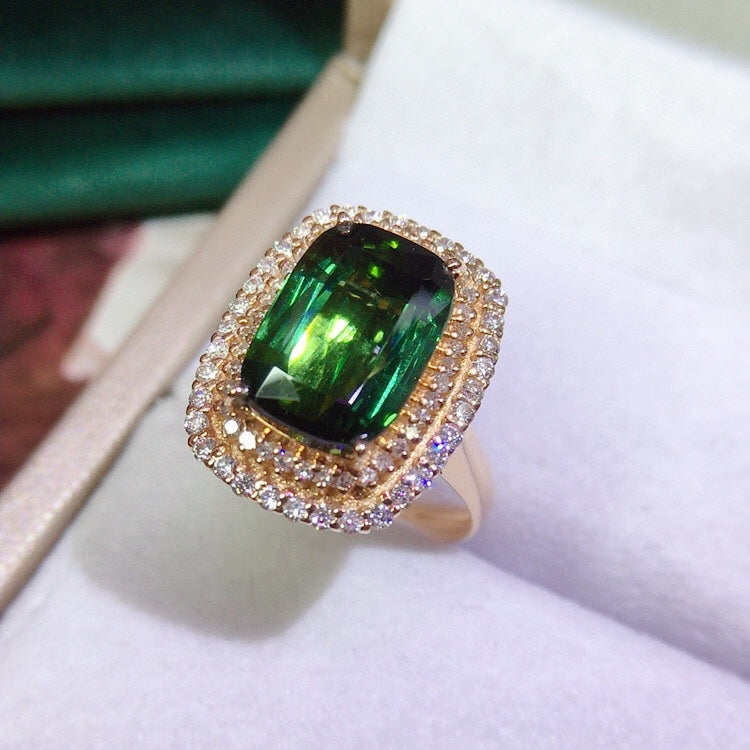 Luxury Jewelry: Exquisite Tourmaline Ring with Diamond Accents