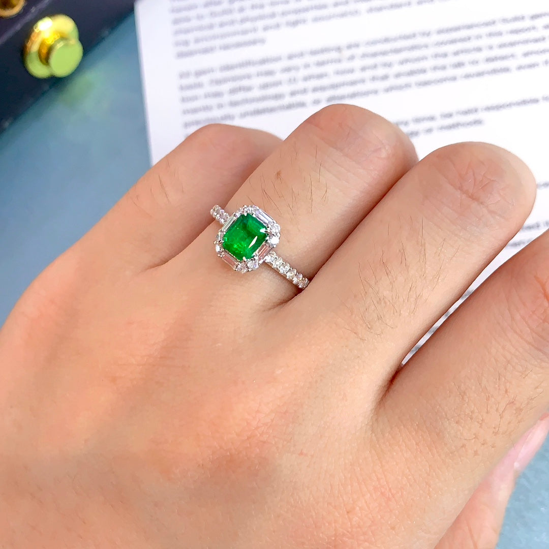 Stunning Panjshir Emerald Ring - A Masterpiece of Jewelry