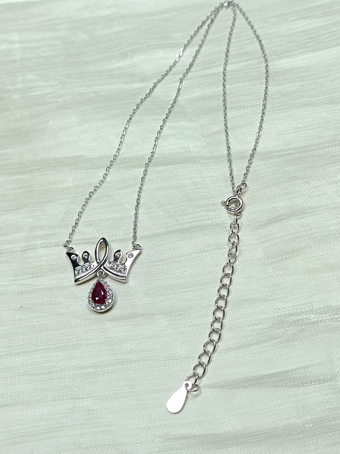 Hieno S925 Sterling hopea Ruby Crown kaulakoru 18K kultaa käsityönä - Karen prinsessa korut