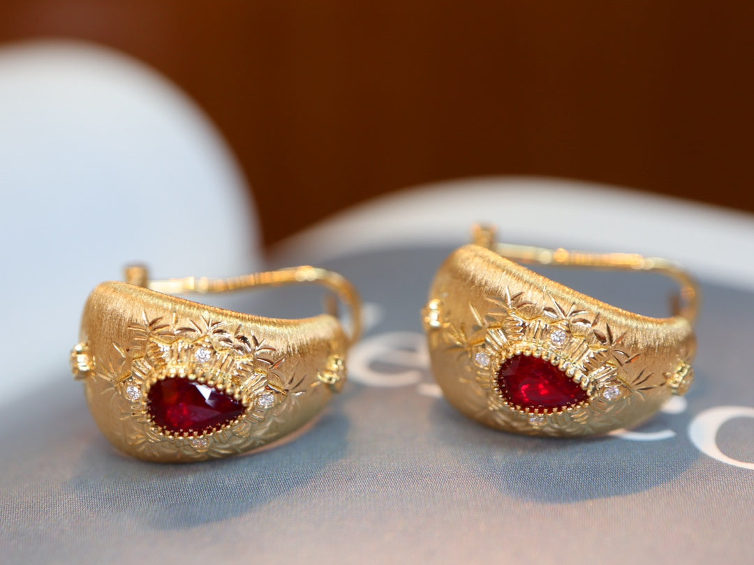 Buccellati-Style Ruby Ear Clips Jewelry: Timeless Elegance