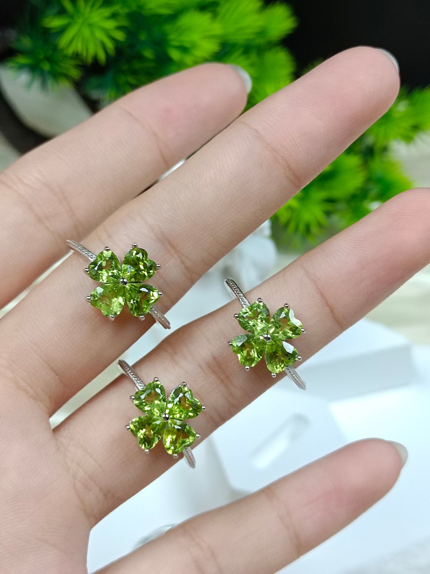 Anello "trifoglio" con peridoto incorporato in argento S925 - Gioielli in stile coreano alla moda