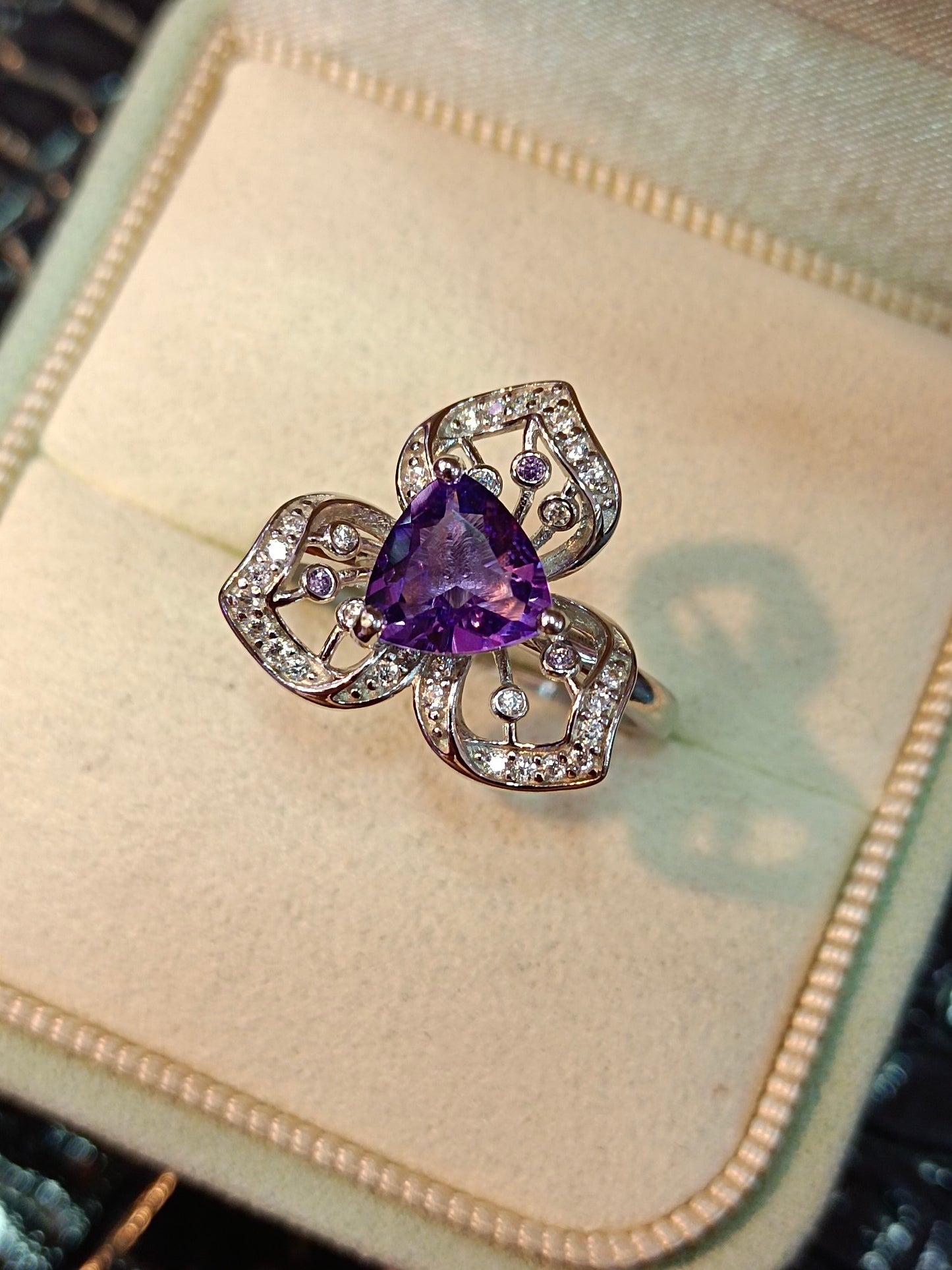 Exquisite S925 Sterling Silver Purple Amethyst Orchid Ring - Elegant Jewelry