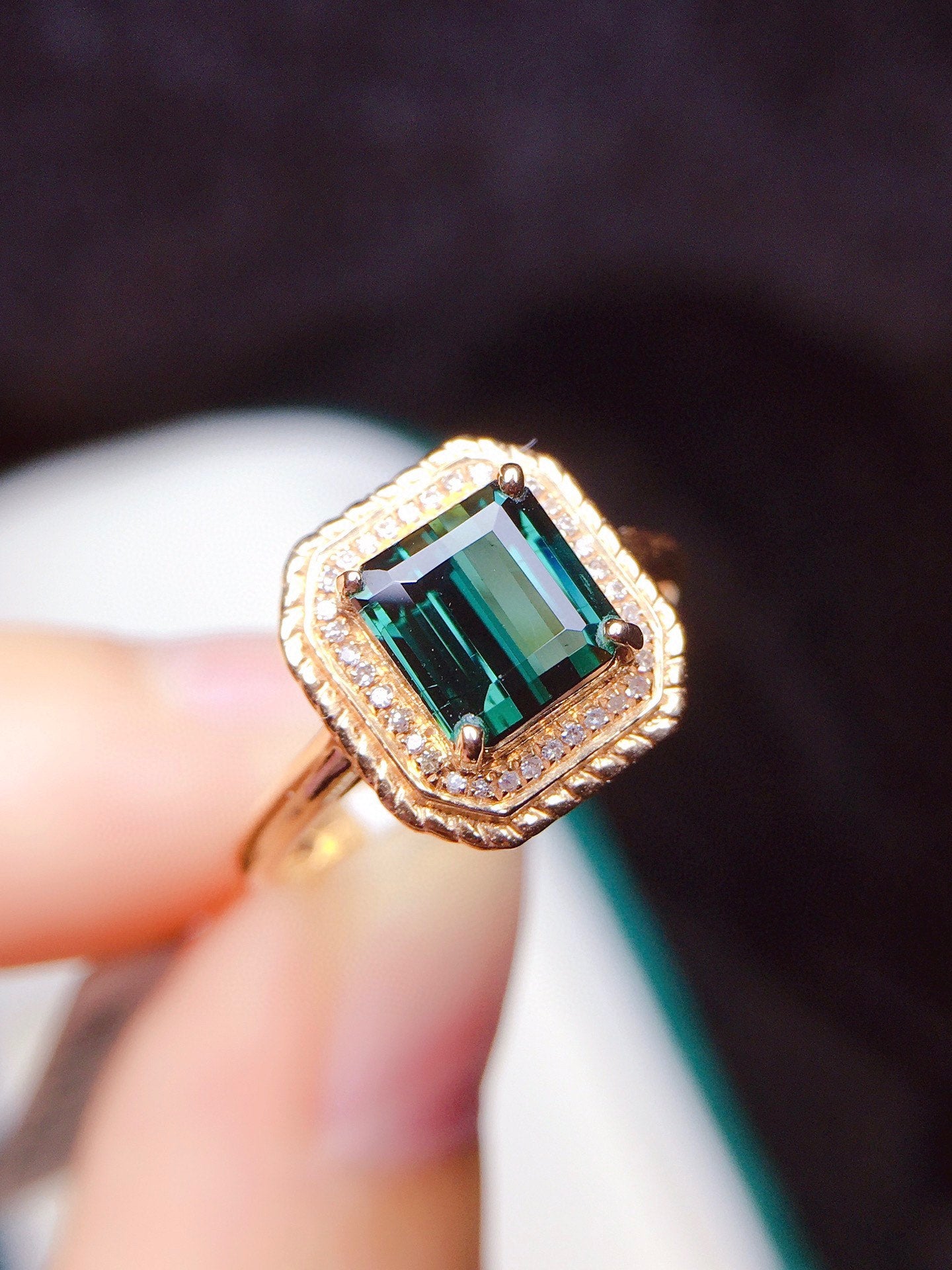 Natural Tourmaline Ring - Exquisite 18k Gold & Diamond Jewelry