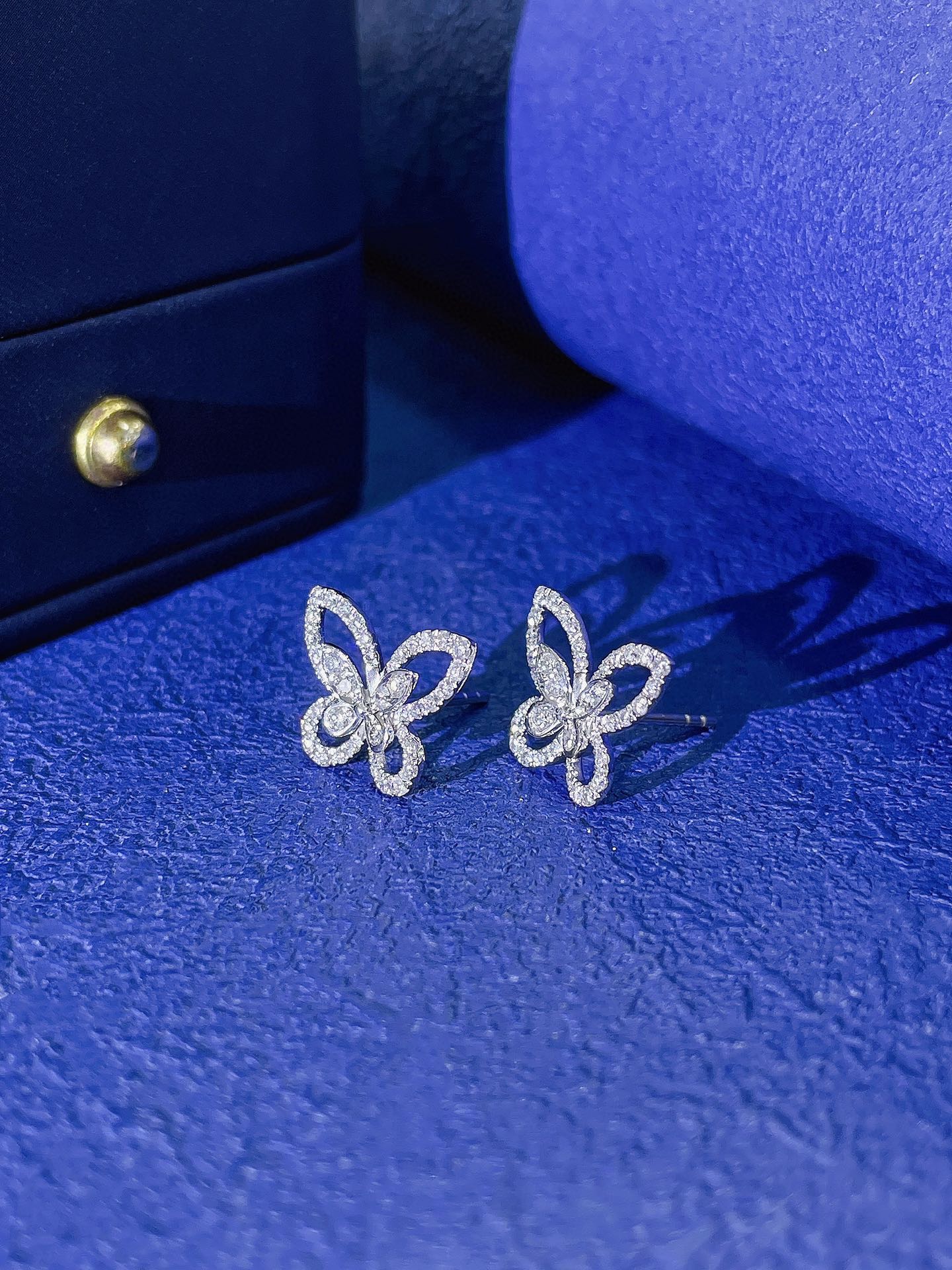 18K Cultured Phantom Butterfly Earrings - Luxury Jewelry