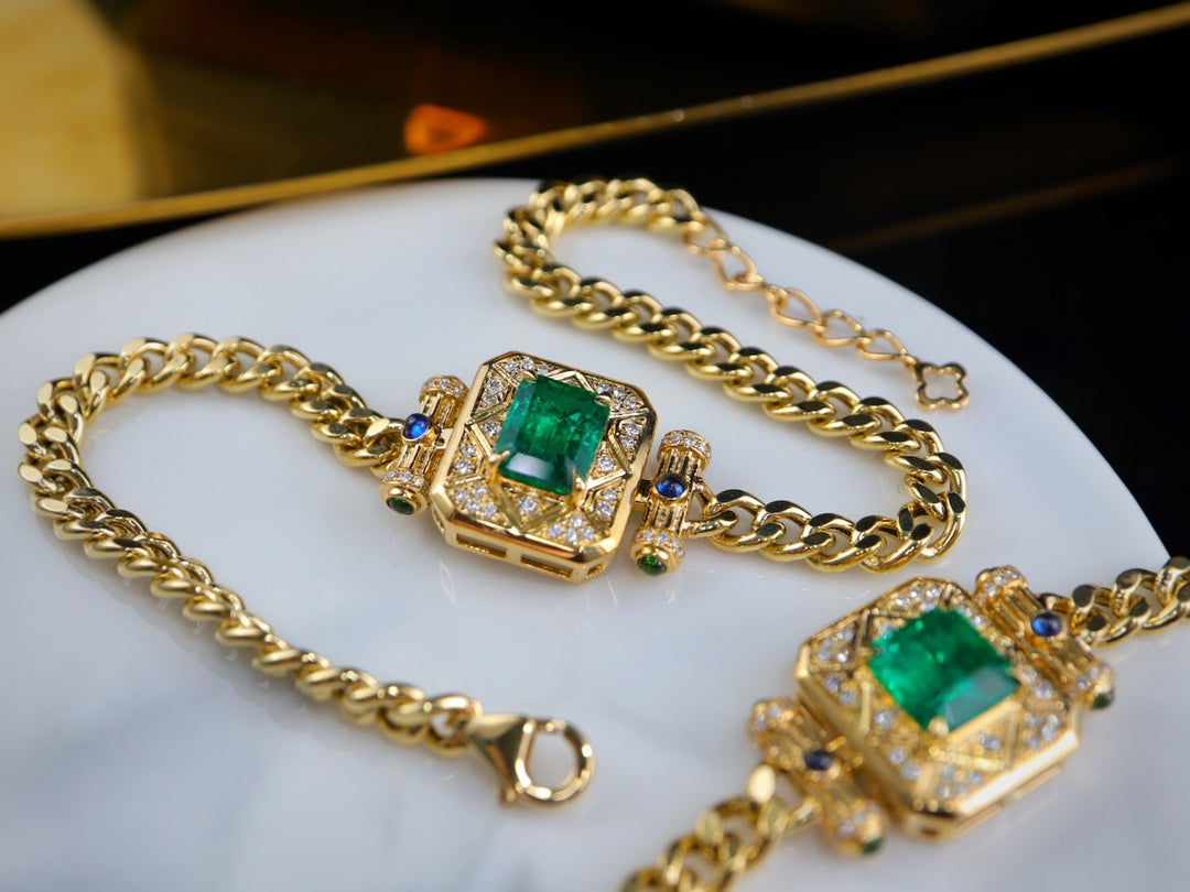 Exquisite Zambian Emerald Jewelry - A Stylish Wrist Essential