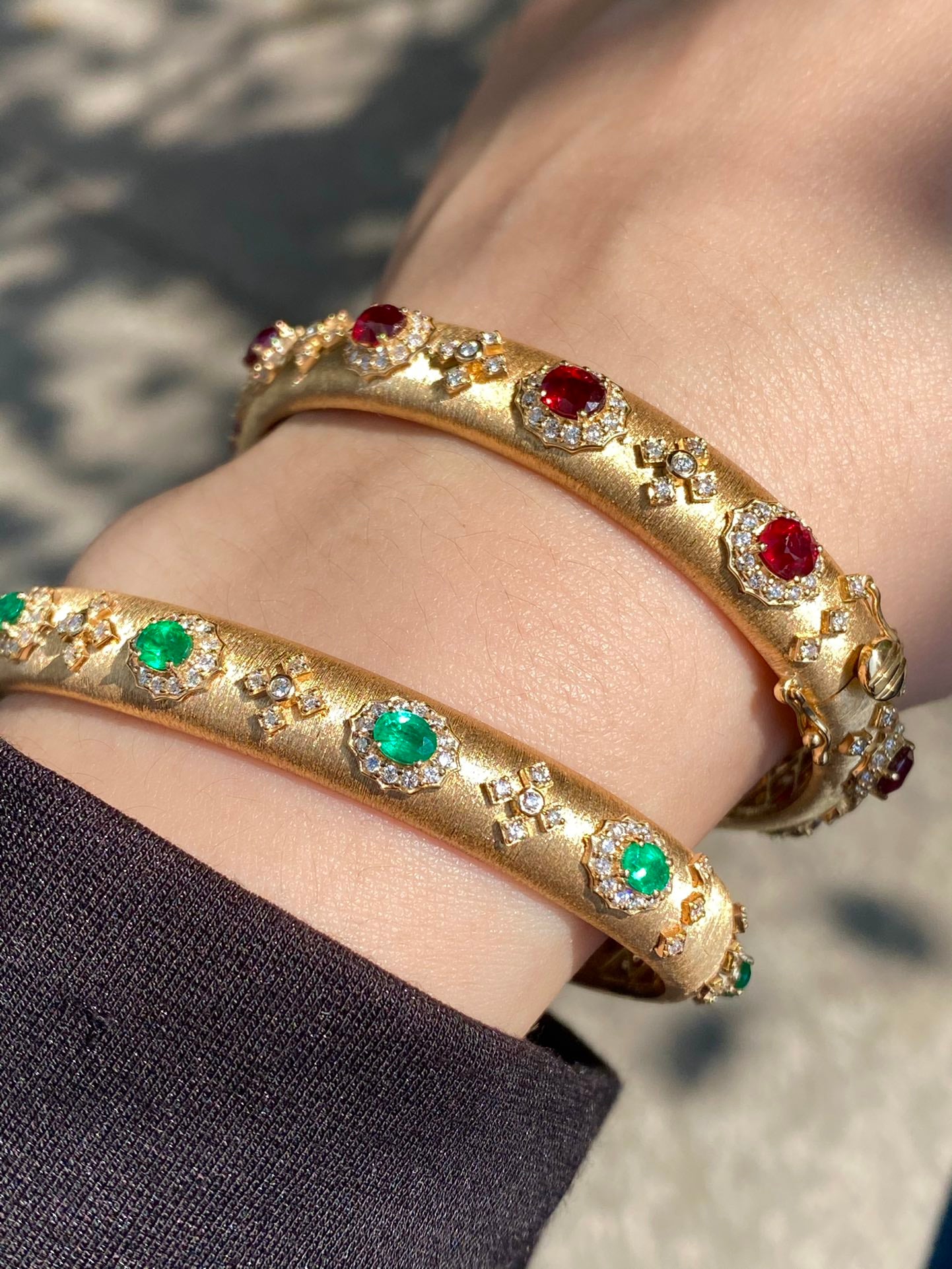 Timeless Elegance: Buccellati Craftsmanship Jewelry with Panjshir Emerald & Pigeon's Blood Red