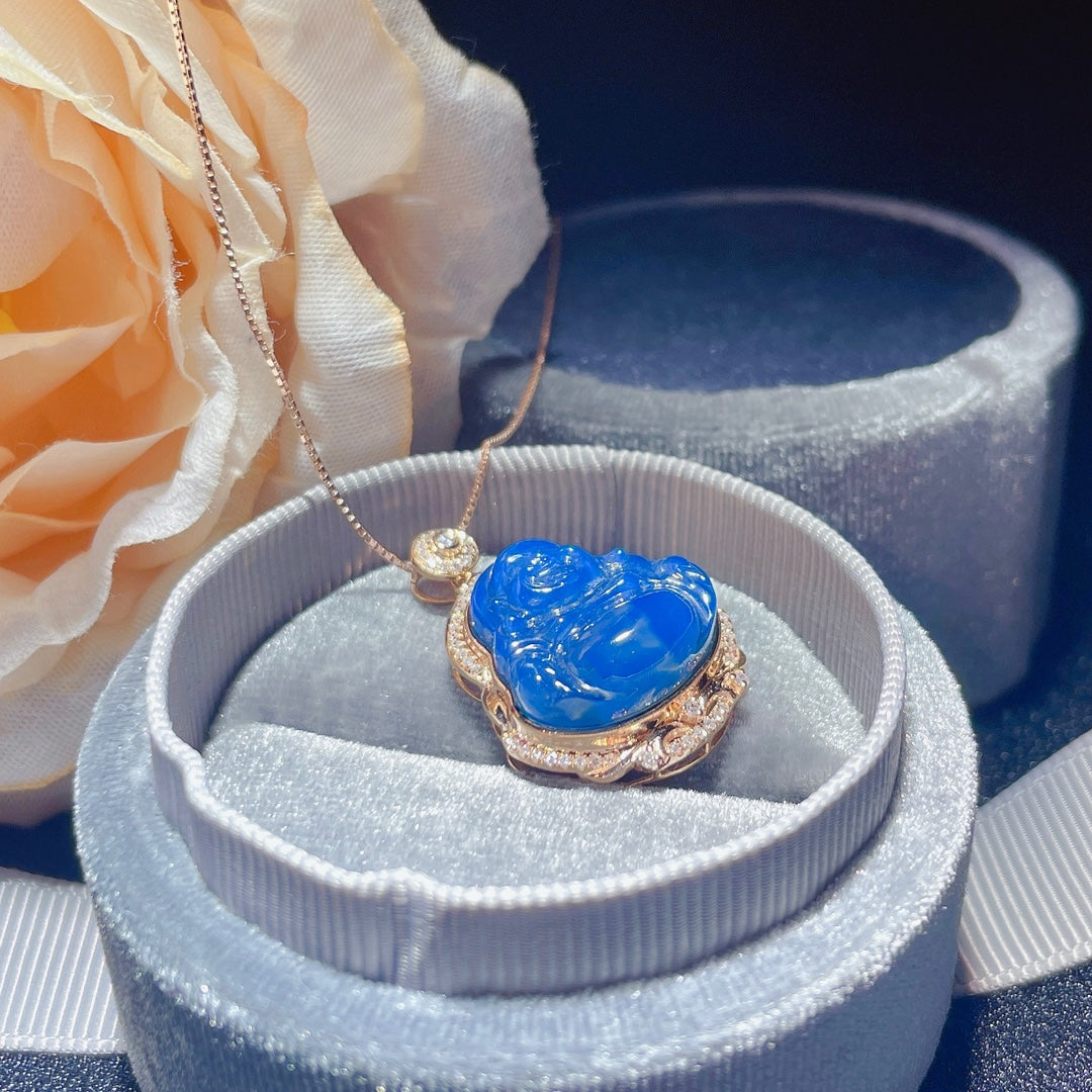 Neu eingetroffen: „Buddha“-Anhänger aus 18-karätigem Gold mit eingebettetem dominikanischen blauen Bernstein – Schmuck