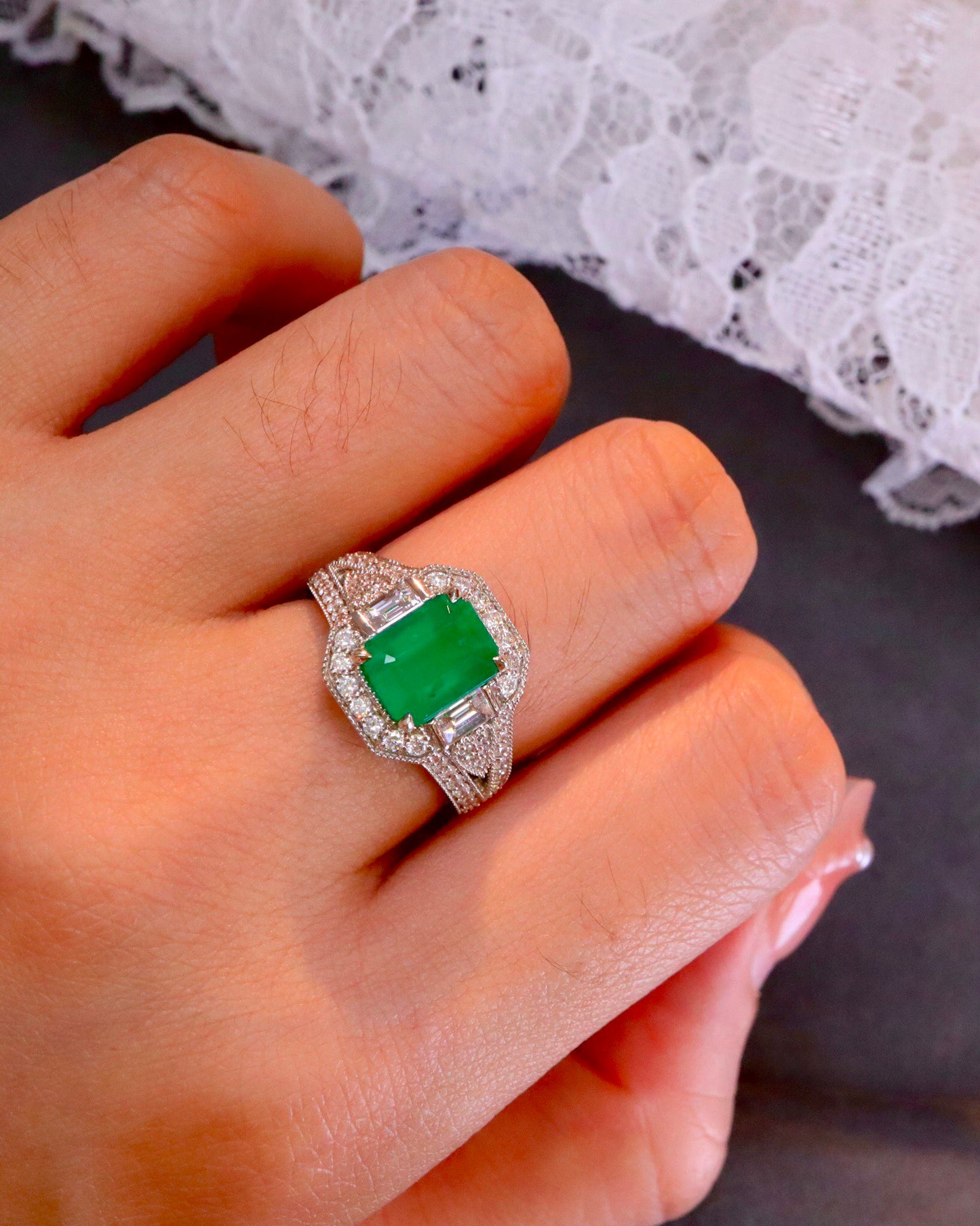 Elegant Classic Design Natural Emerald Ring - Fine Jewelry