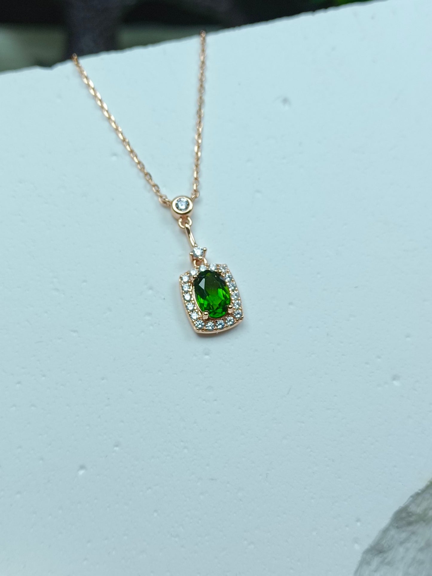 S925 Sterling Silver Embedded with Diopside Necklace - Vintage Green Gemstone Jewelry