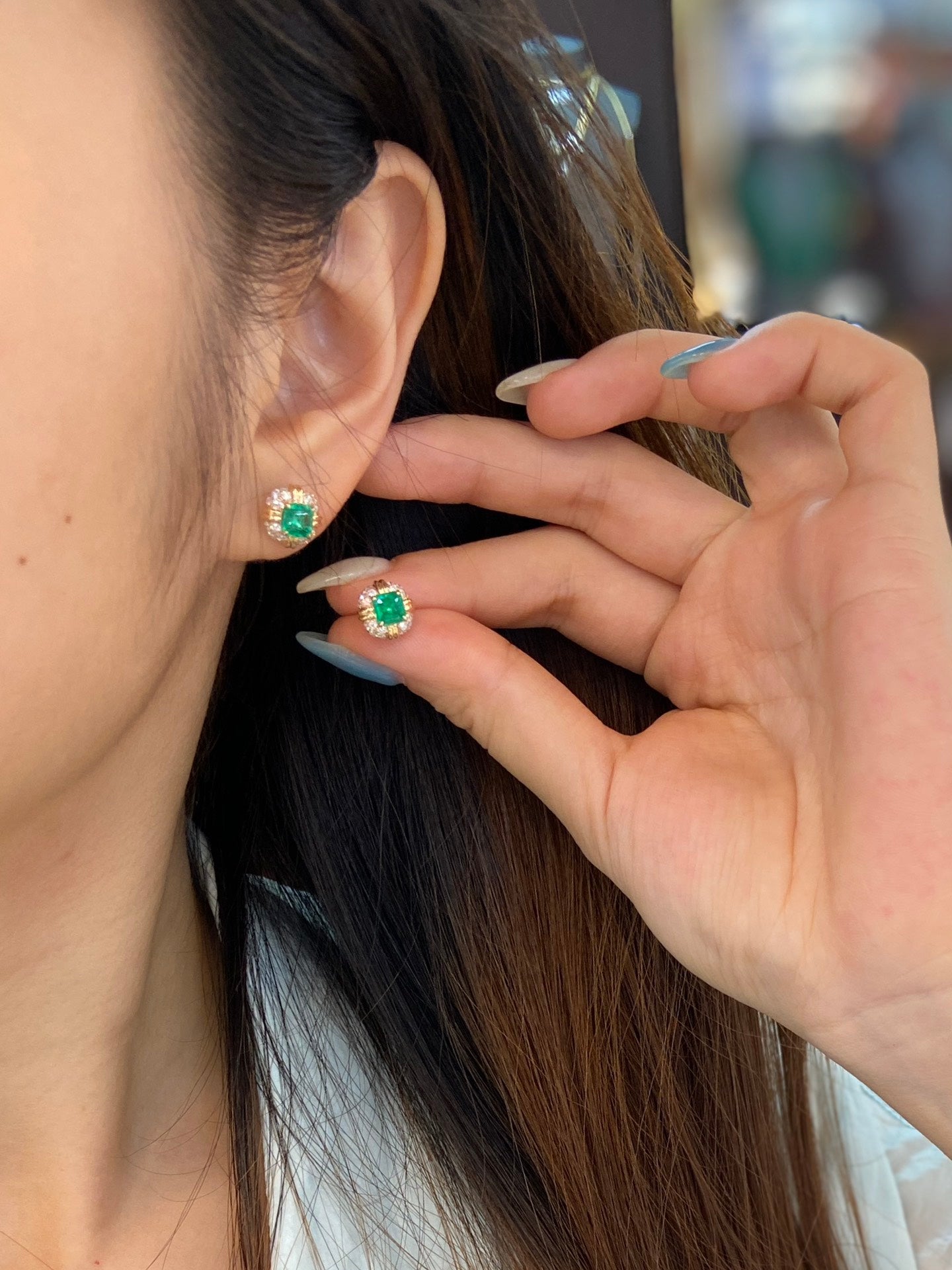 Elegant and Luxurious Panjshir Emerald Earrings Jewelry