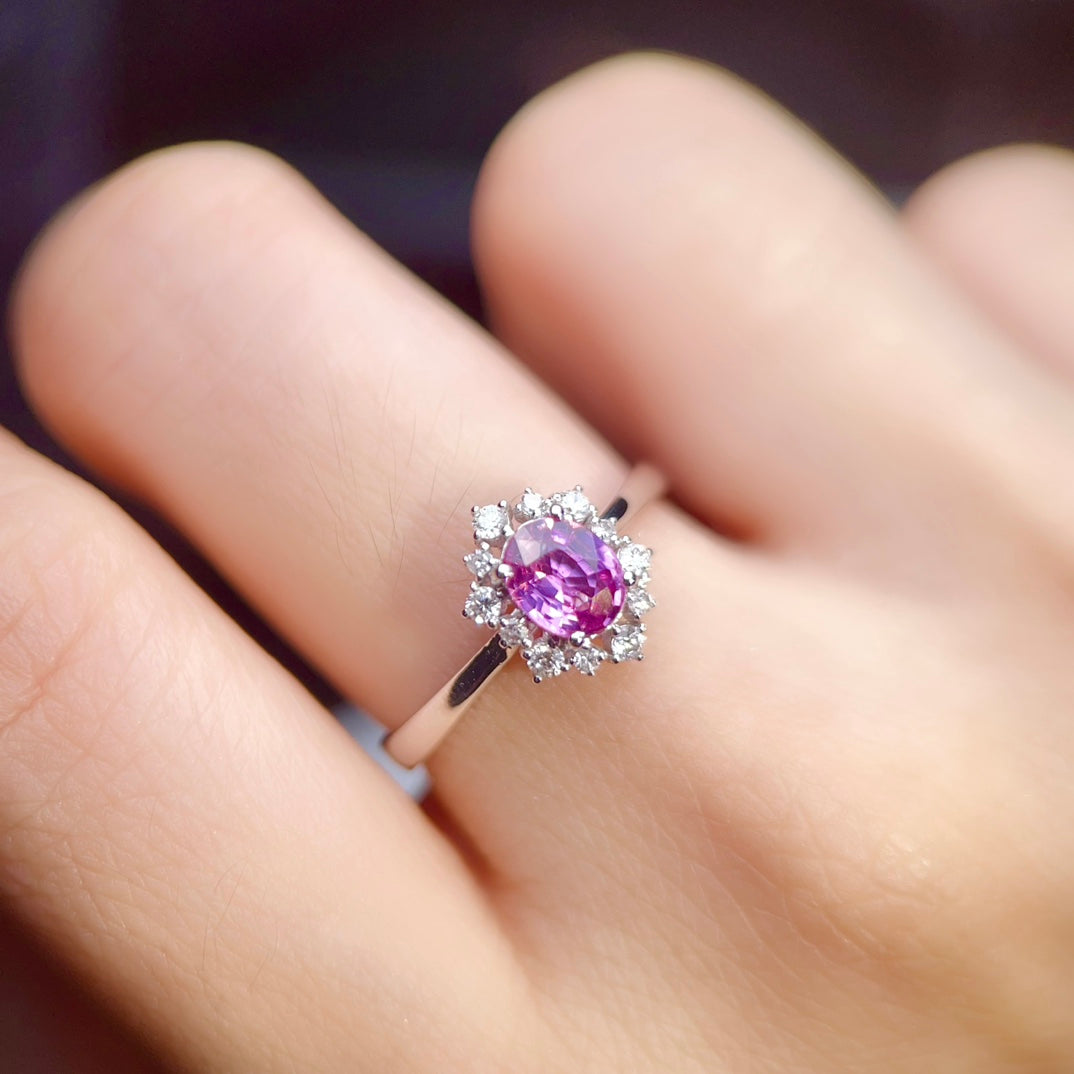 Exquisite 18K Gold Unheated Purple-Blue Sapphire Ring - A Jewelry Masterpiece