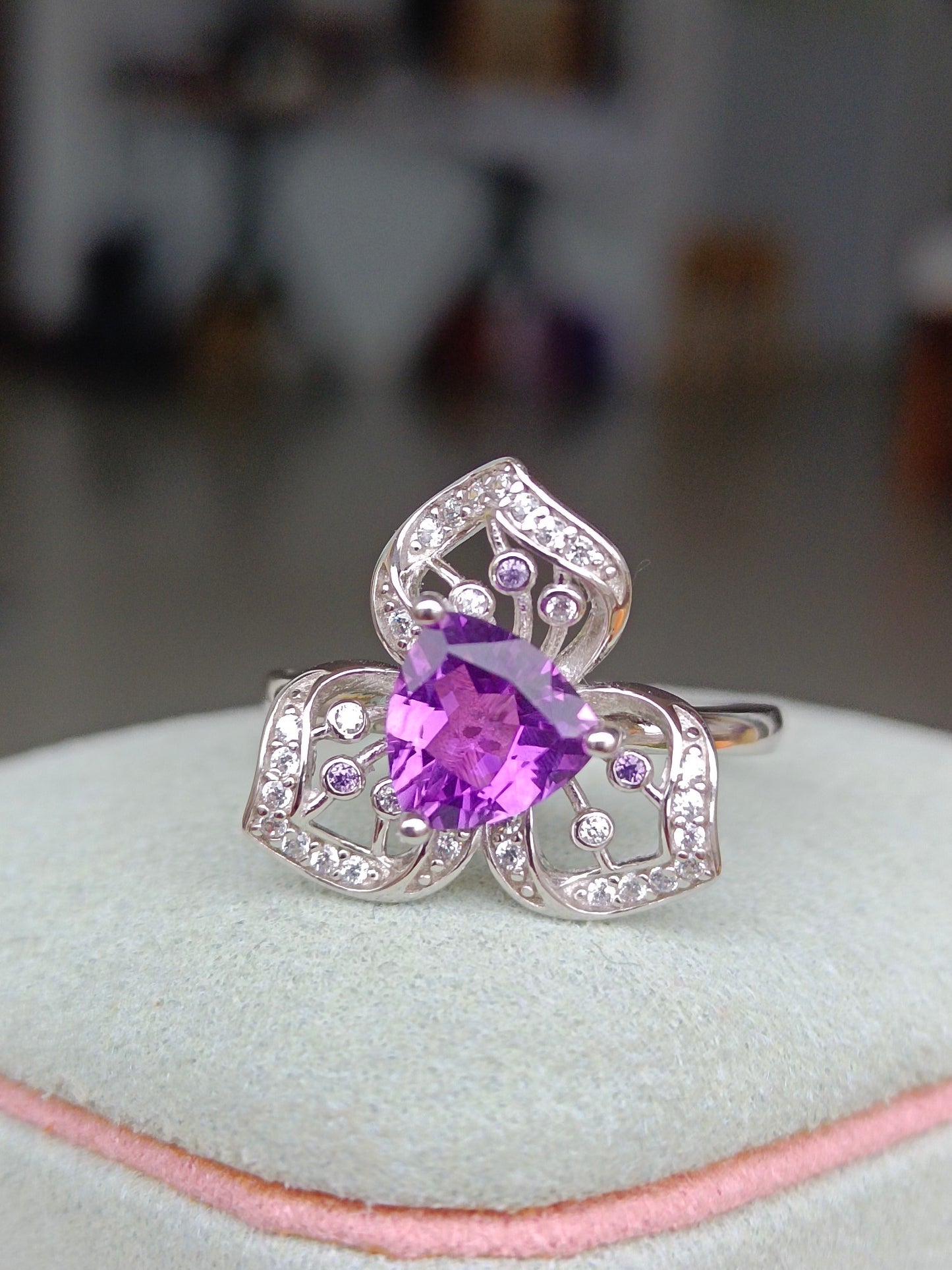 Elegant Natural Purple Crystal Ring with Orchid Design - Unique Jewelry