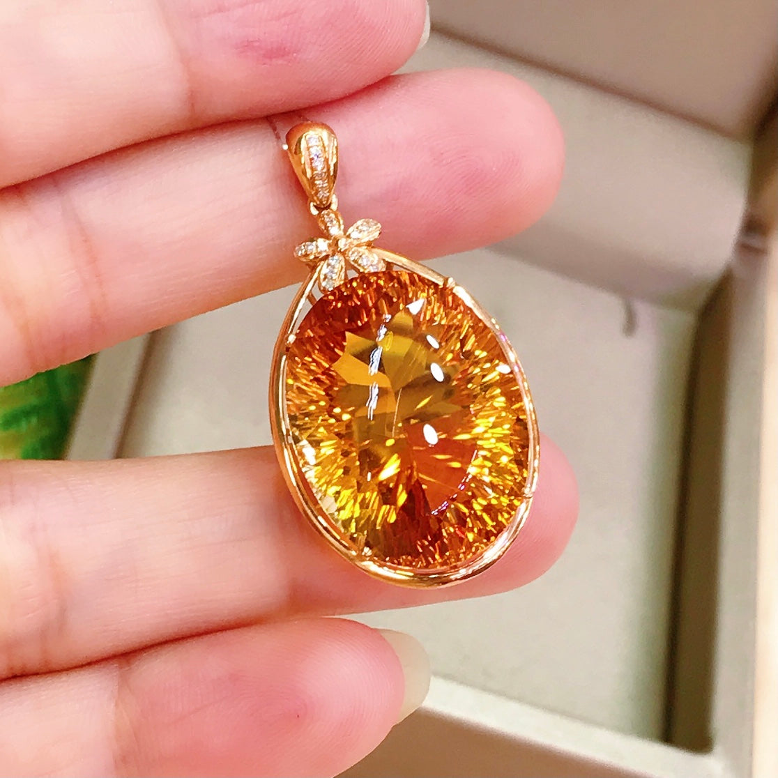 Dazzling Sunlit Charm - Natural 18K Gold Embedded Yellow Citrine Pendant Jewelry