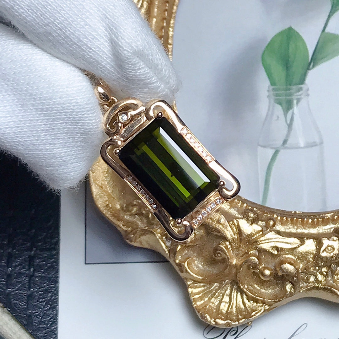 Natural Tourmaline Pendant - Exquisite Jewelry for Elegance