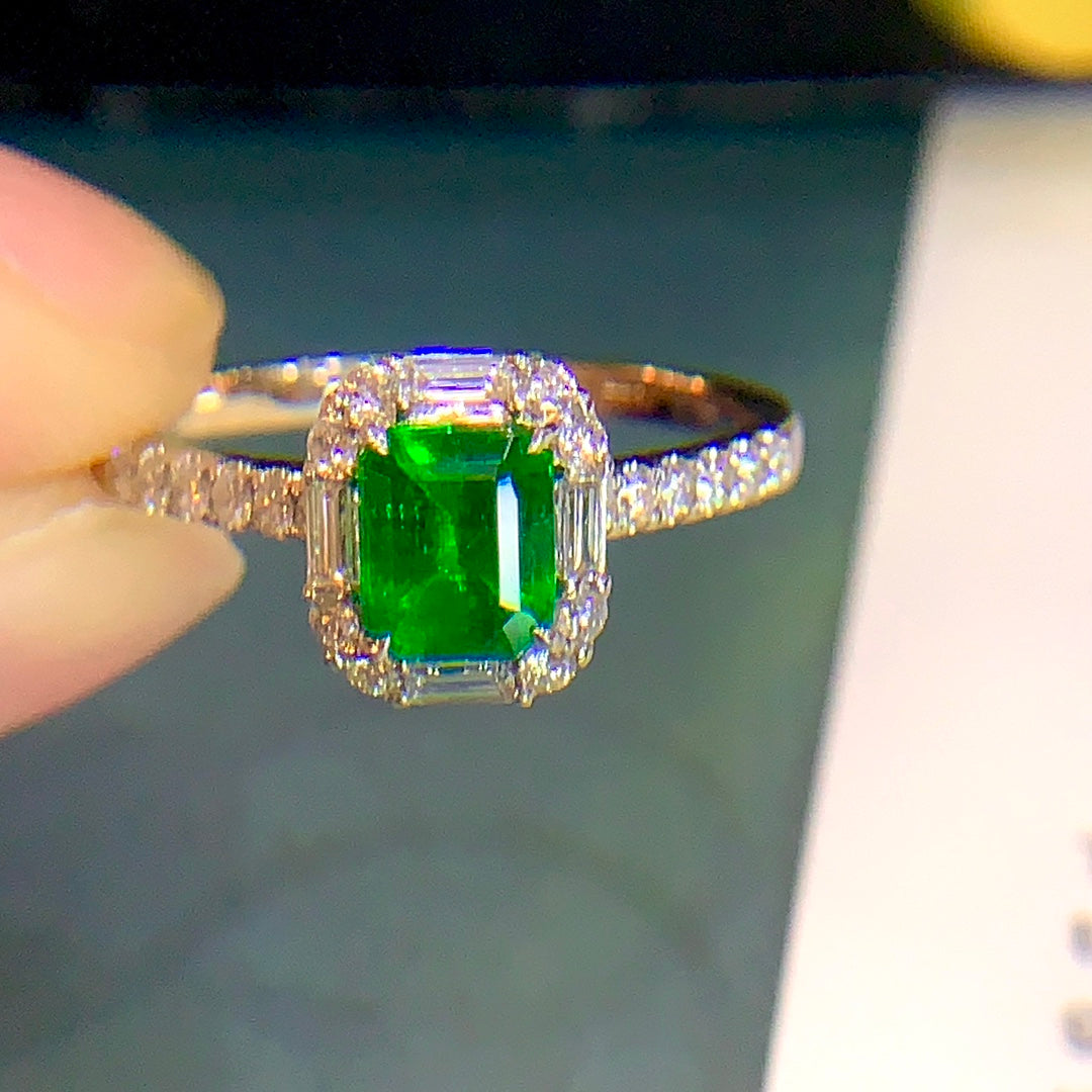 Stunning Panjshir Emerald Ring - A Masterpiece of Jewelry