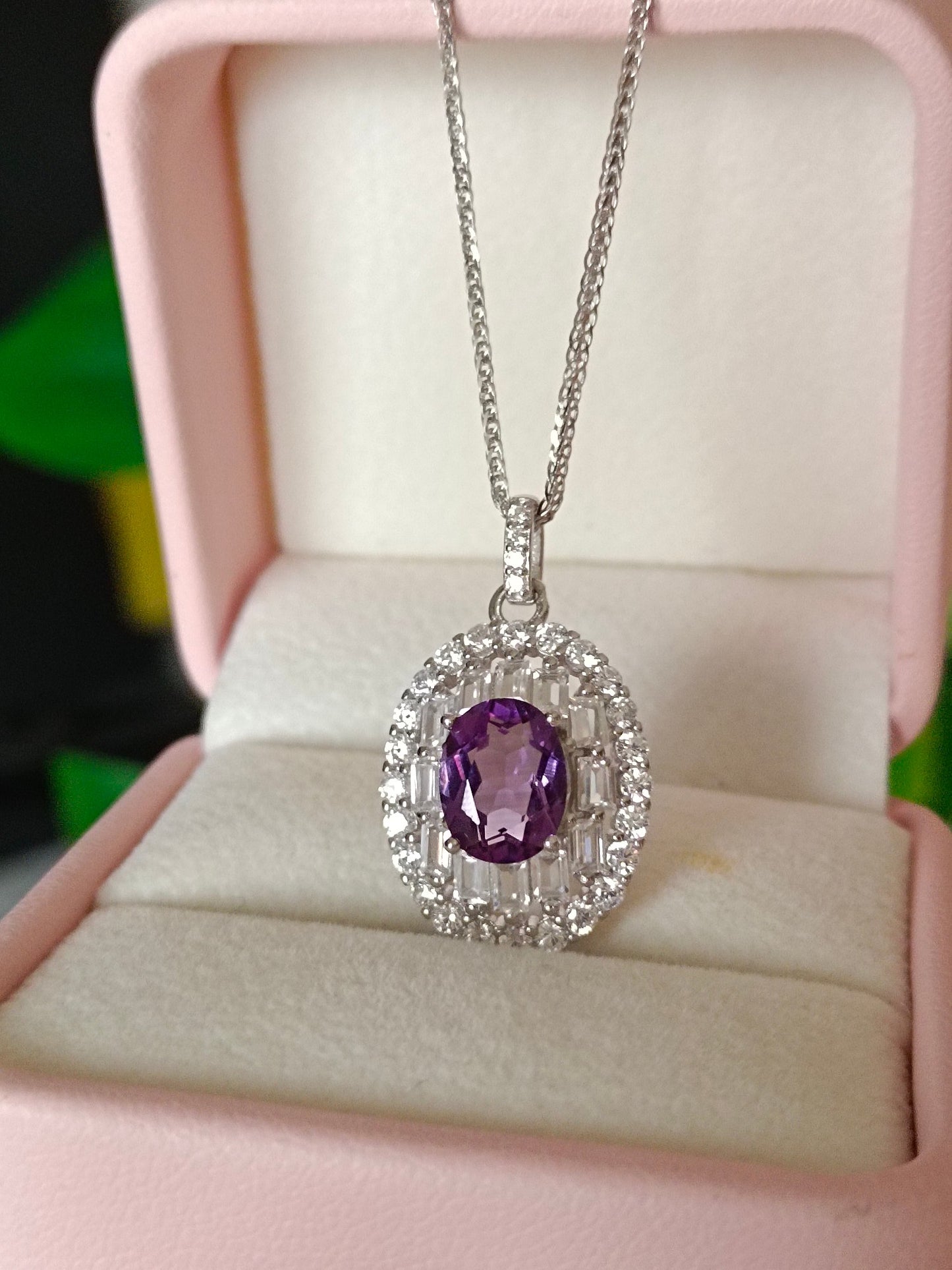 Barang Kemas Loket Amethyst Asli - Mewujudkan Ketenangan dan Keanggunan