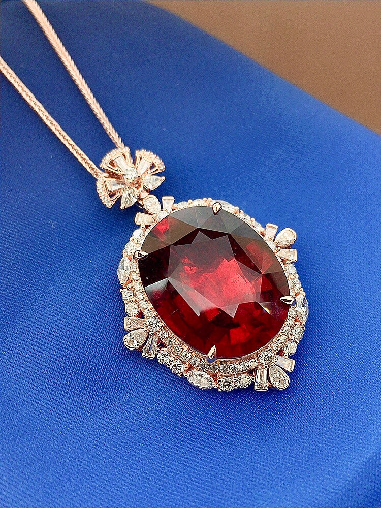 Exquisite Collectible Jewelry: Top-Grade Large Carat Ruby-Like Tourmaline Pendant