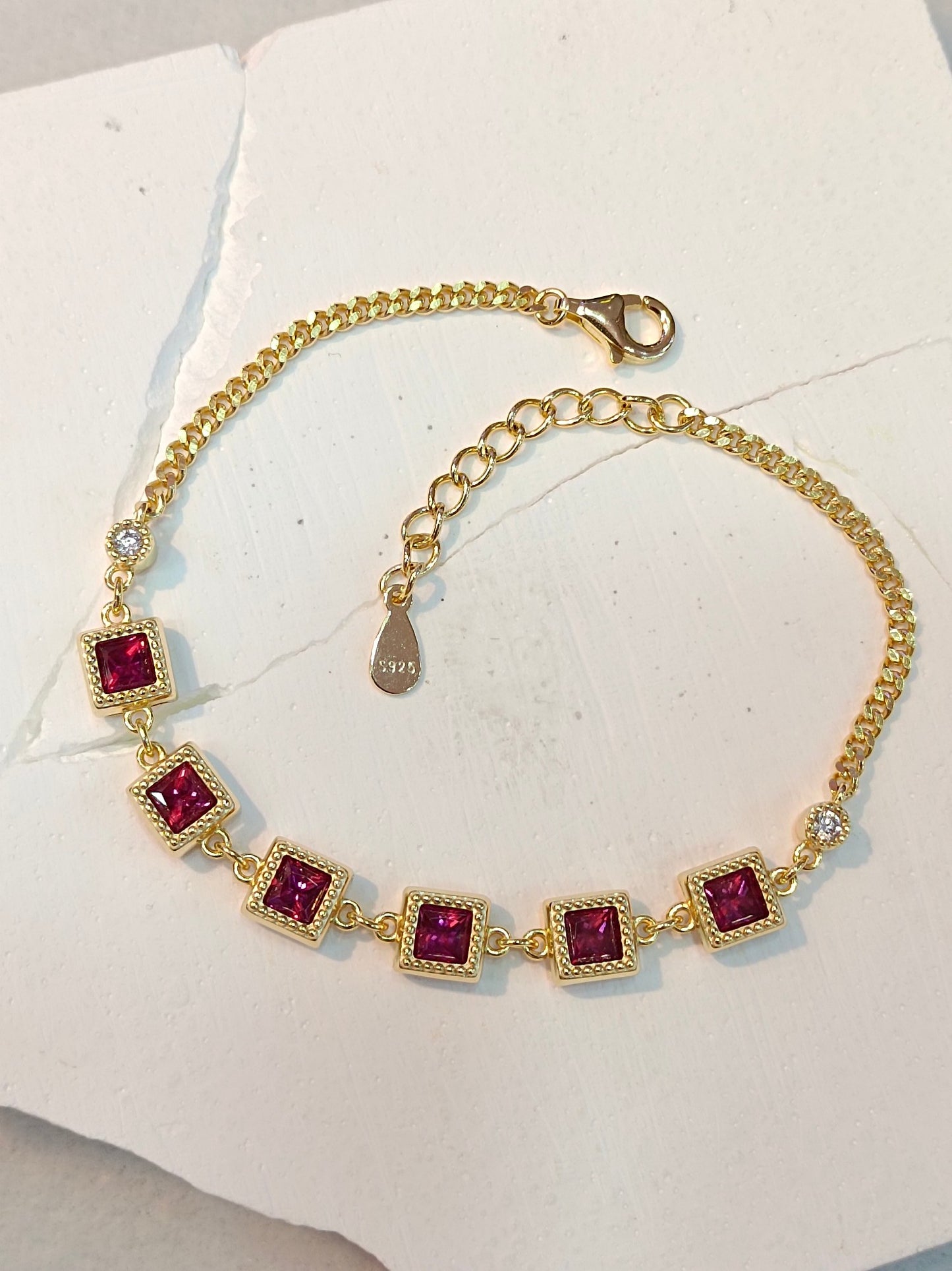 S925 Silver Princess-Cut Garnet Jewelry Bracelet