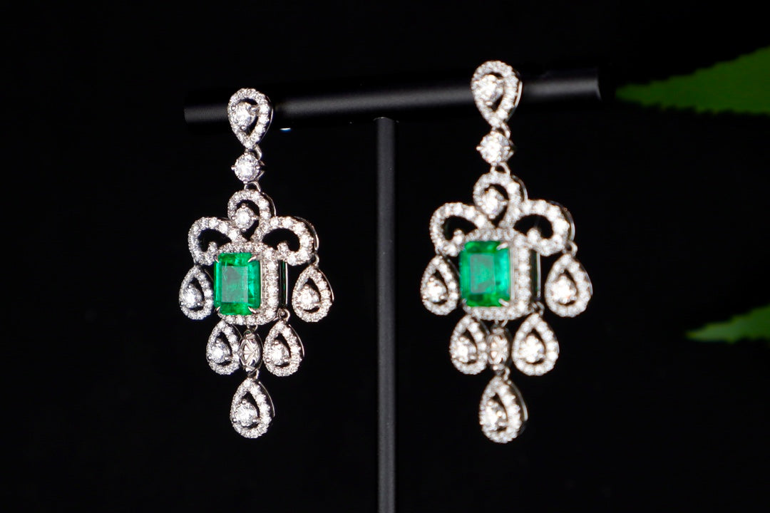 Emerald Earrings with Chinese Knot Design - Premium Jewelry