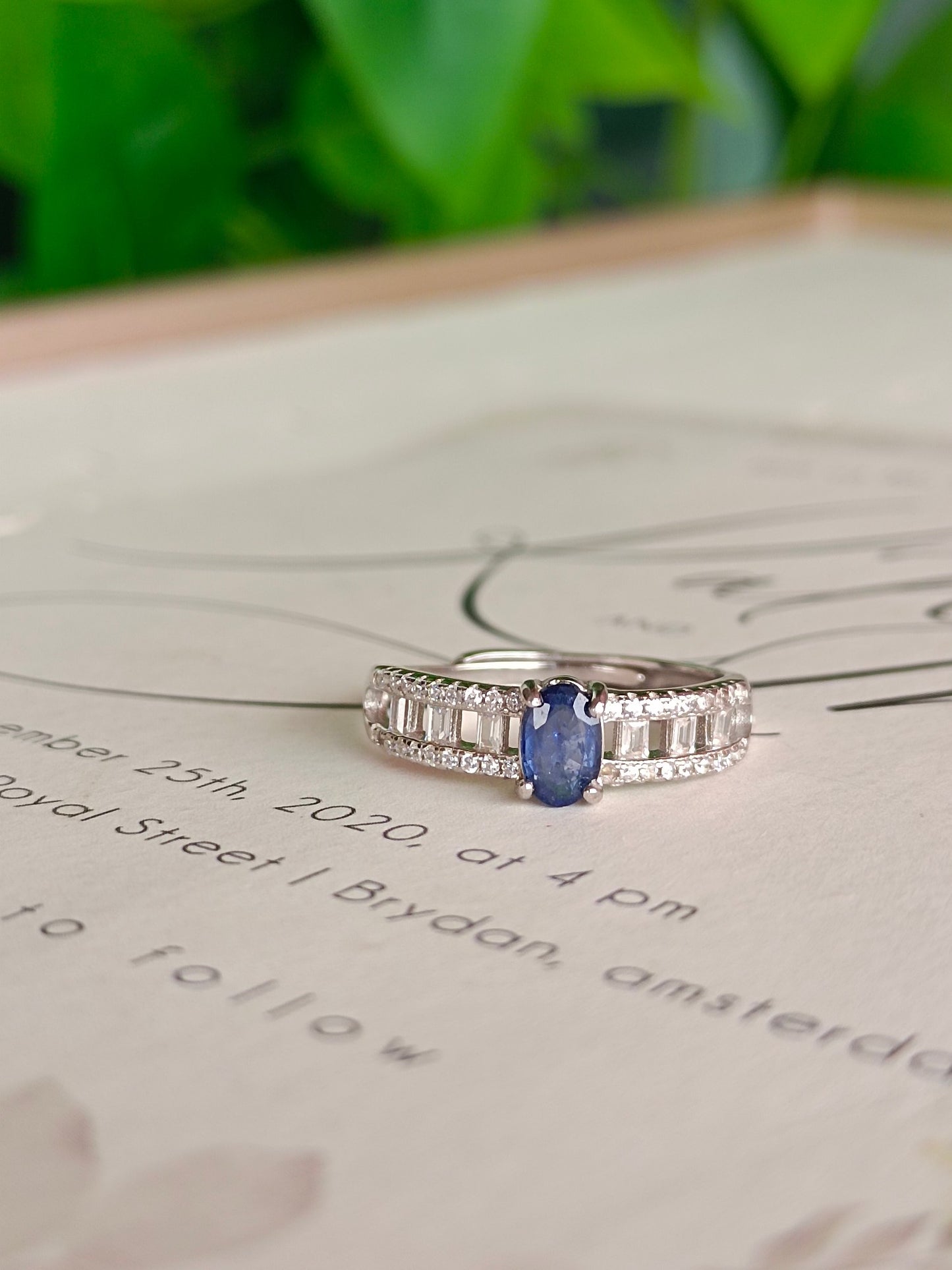 Stylish Natural Sapphire Ring in S925 Silver - A Jewelry Must-Have