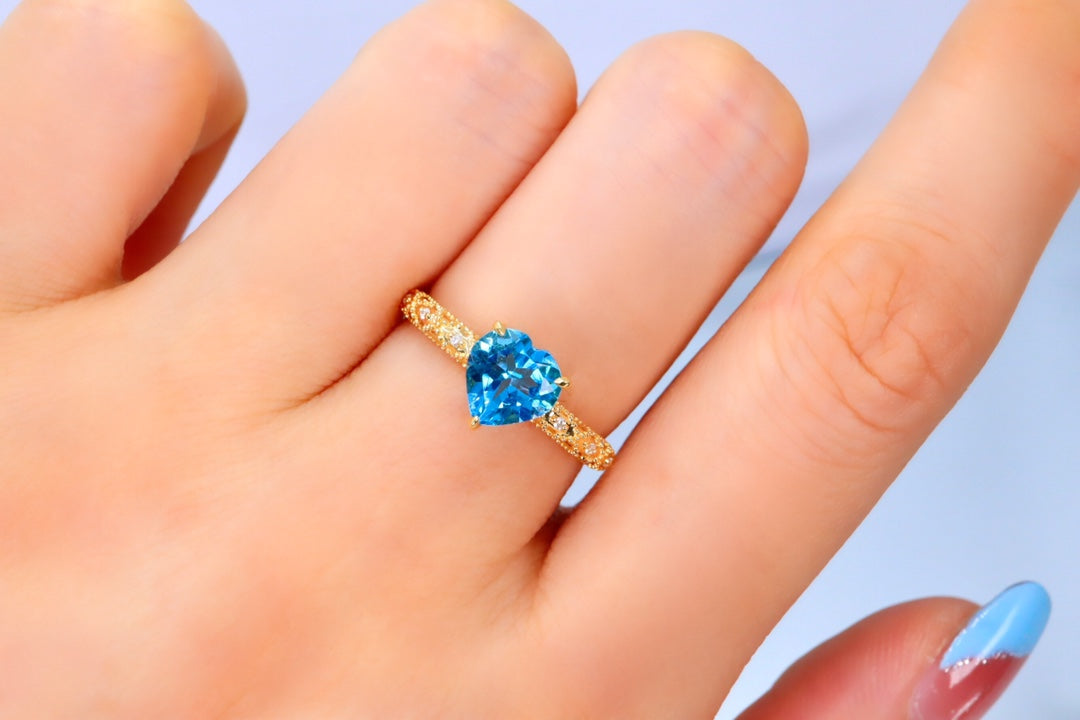 Heart-Shaped Natural Topaz Ring in 18K Gold with Diamond Accent - A Must-Have Jewelry