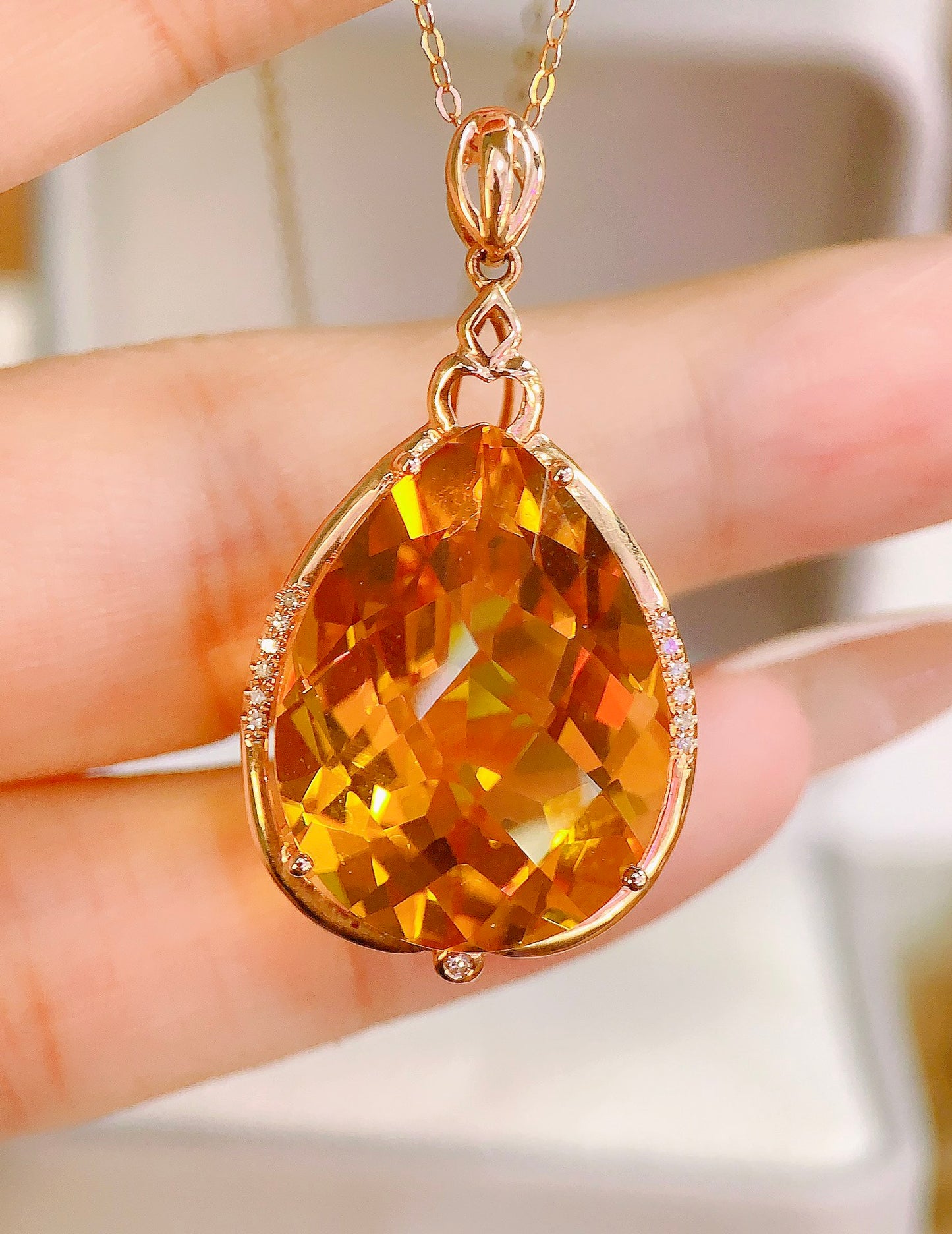 18K Gold Diamond-Embedded Yellow Citrine Pendant (Chain Not Included) - Exquisite Jewelry