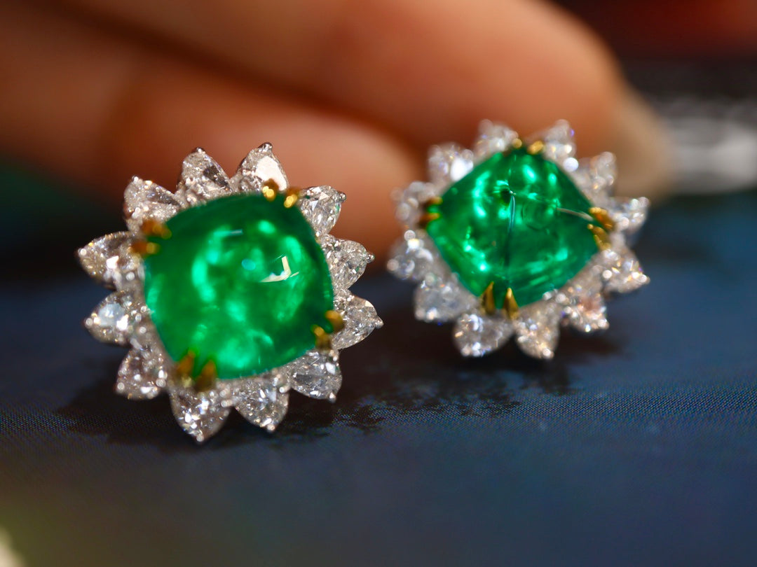 Emerald Stud Earrings: A Luxurious Jewelry Piece