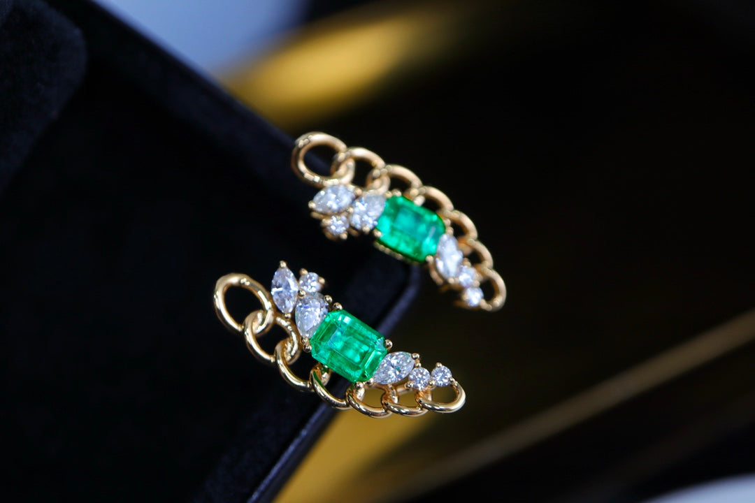 Light Luxury Design Emerald Earrings - A Must-Have Jewelry Piece