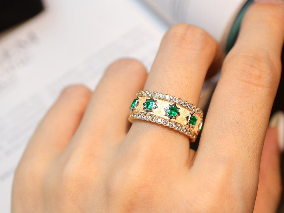 Vintage Chic Emerald Ring Set with Guild Certificate – Premium Jewelry