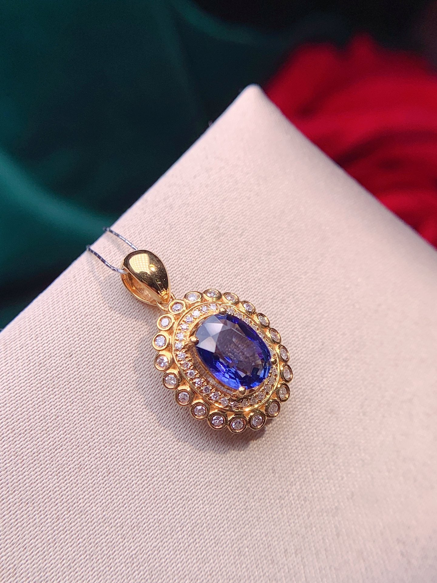 18K Sapphire Pendant with Diamond Accents - Elegant Jewelry