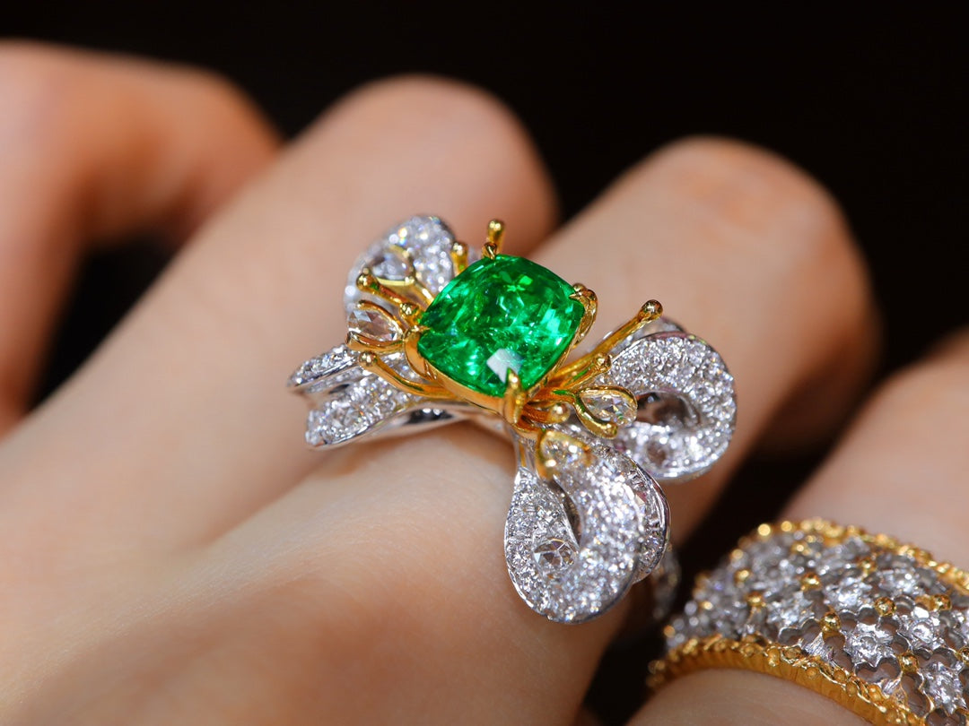 Panjshir Emerald Jewelry: 1.68 Carats of Mesmerizing Green