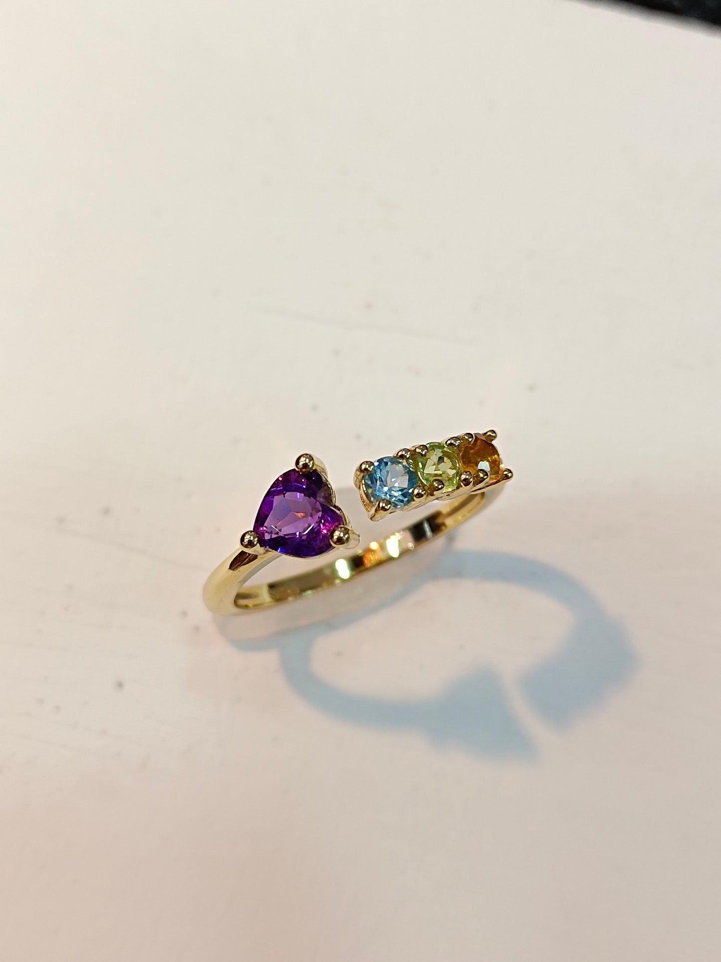 S925 Sterling Silver Heart-Shaped Amethyst Multi-Gem Ring with 18K Gold Craftsmanship