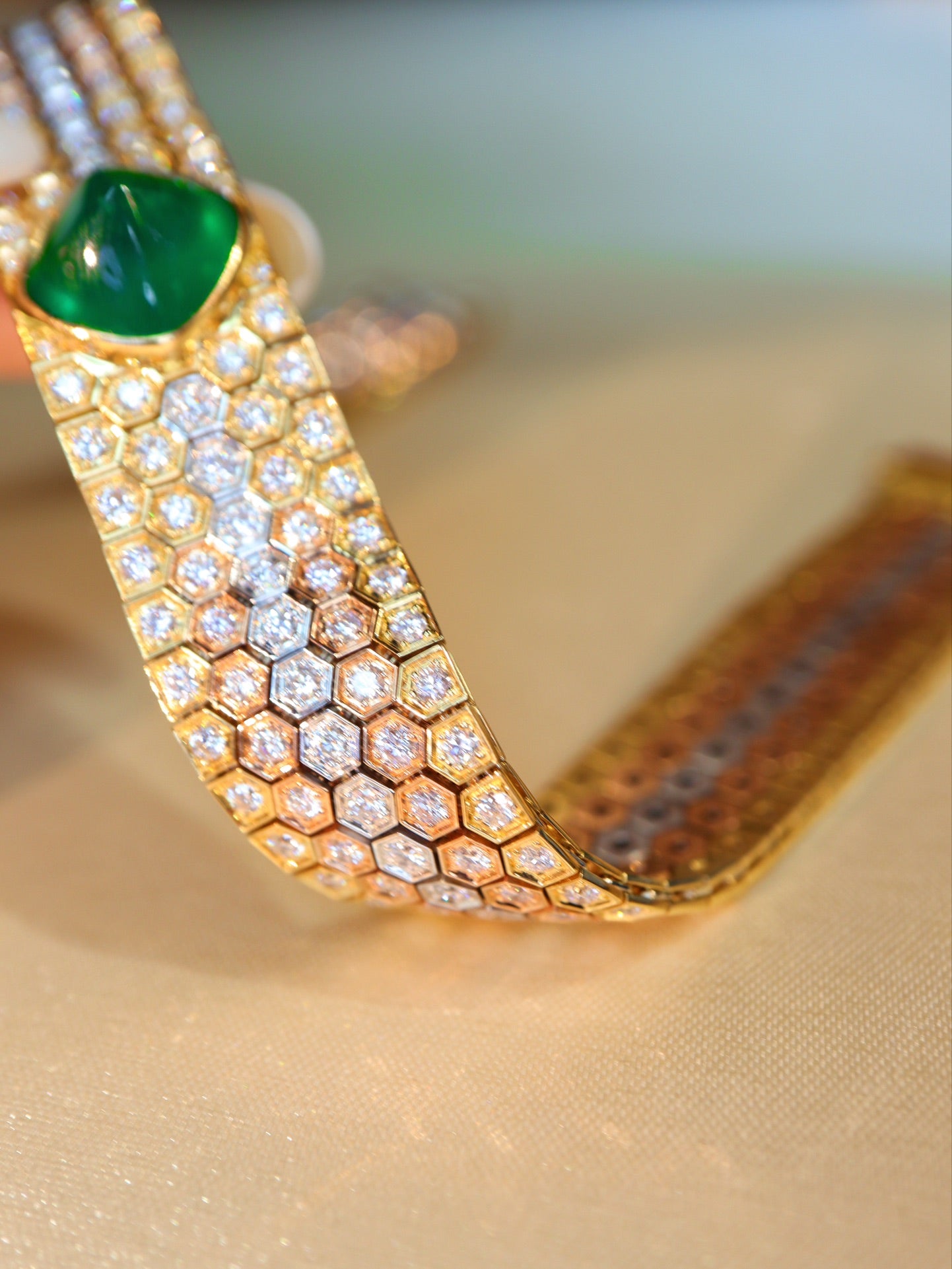 Luxurious Emerald Bracelet - Exclusive Customized Jewelry Piece