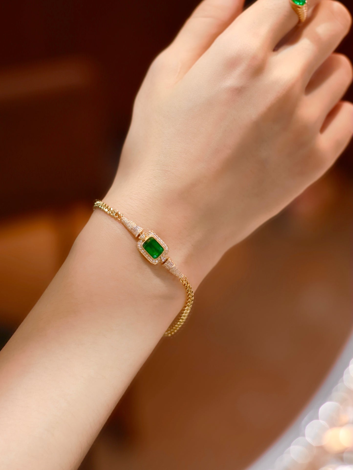 Emerald Cuban Bracelet - Premium Jewelry for a Bold and Stylish Look