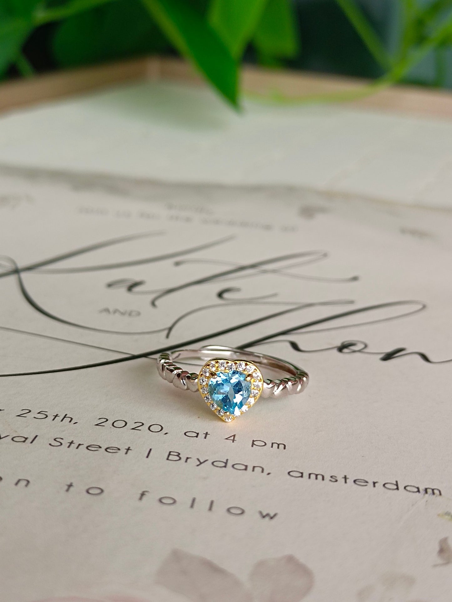 Exquisite Natural Swiss Blue Topaz Heart Ring - Elegant Jewelry