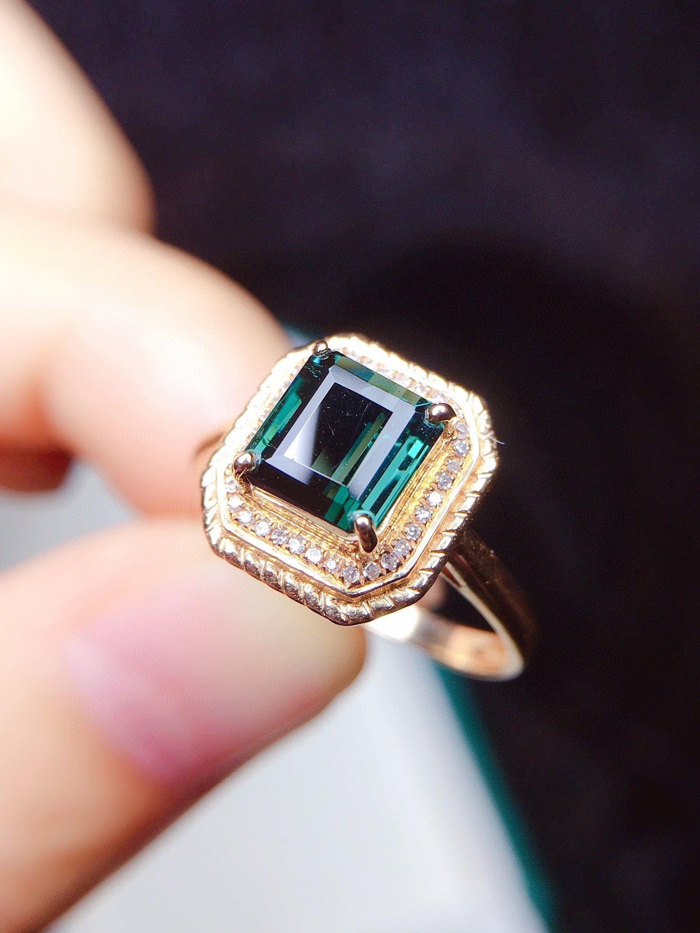 Natural Tourmaline Ring - Exquisite 18k Gold & Diamond Jewelry