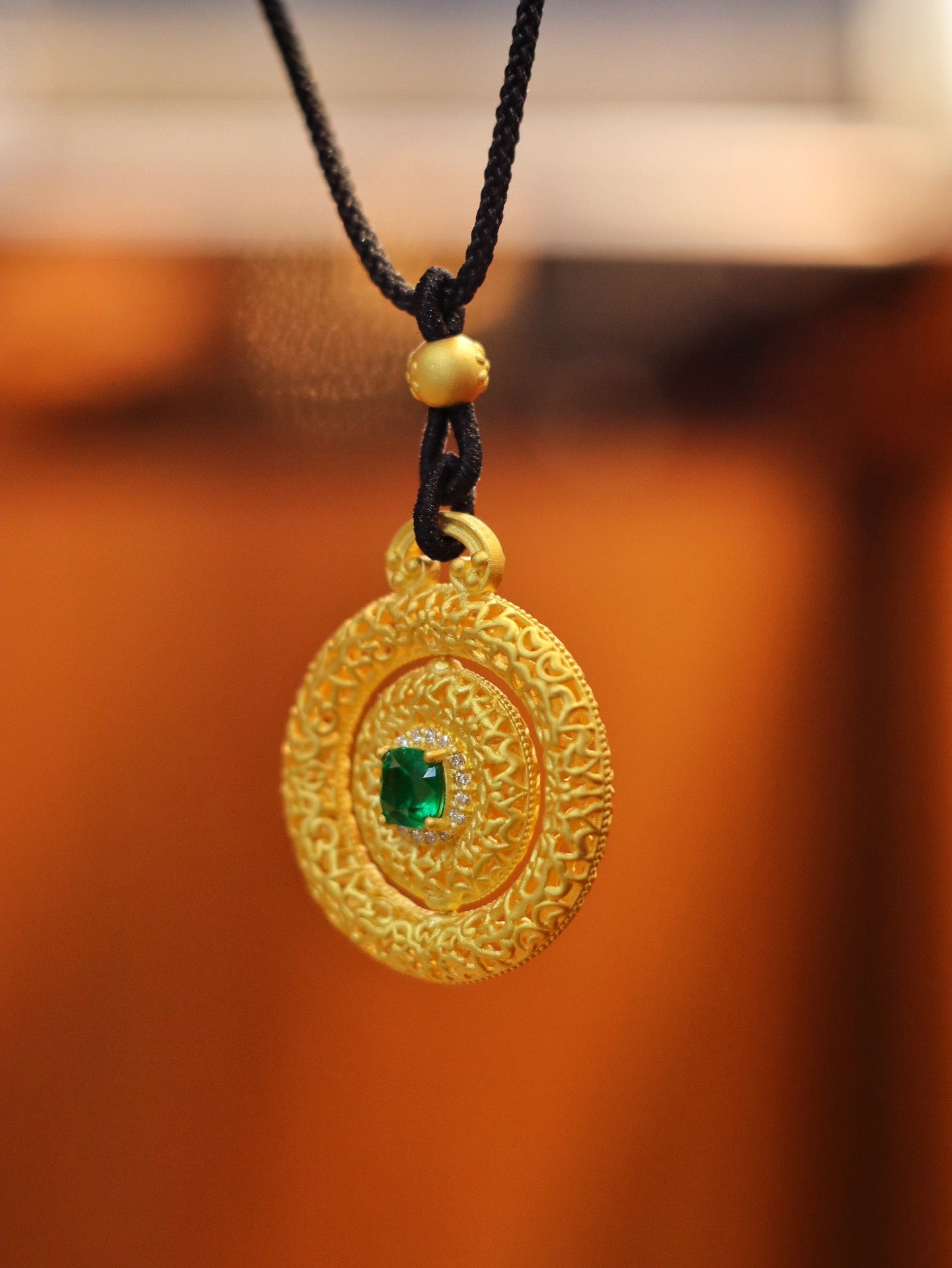 24k Gold Emerald Pendant - High-Quality Jewelry Piece