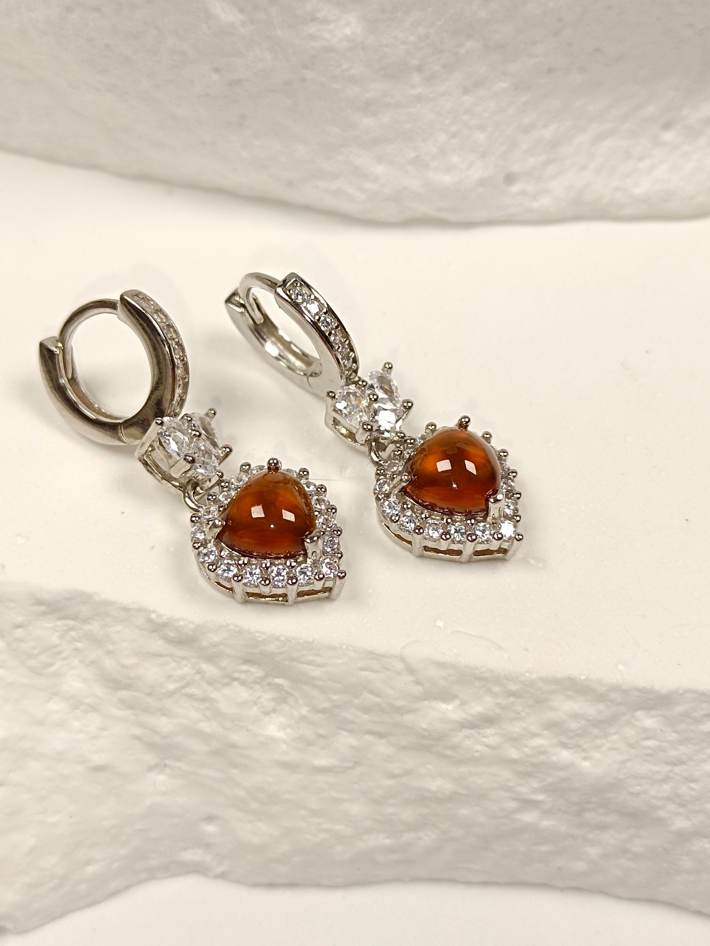 S925 Silver Heart-Shaped Earrings Embedded with Fine Mandarin Garnet - A Touch of Orange Elegance