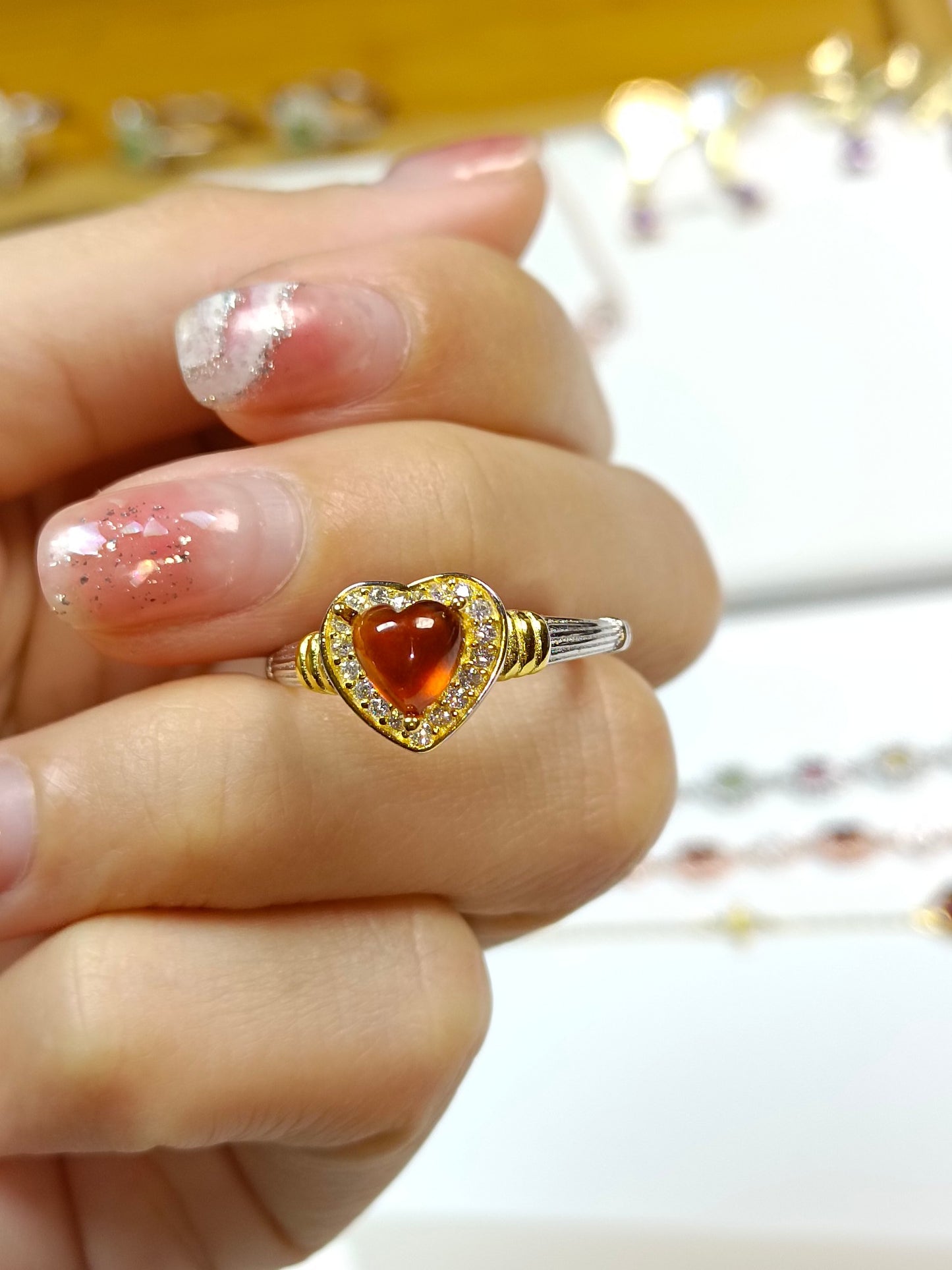 S925 Silver Embedded Mandarin Garnet Ring - Heart Shape Design with Adjustable Band