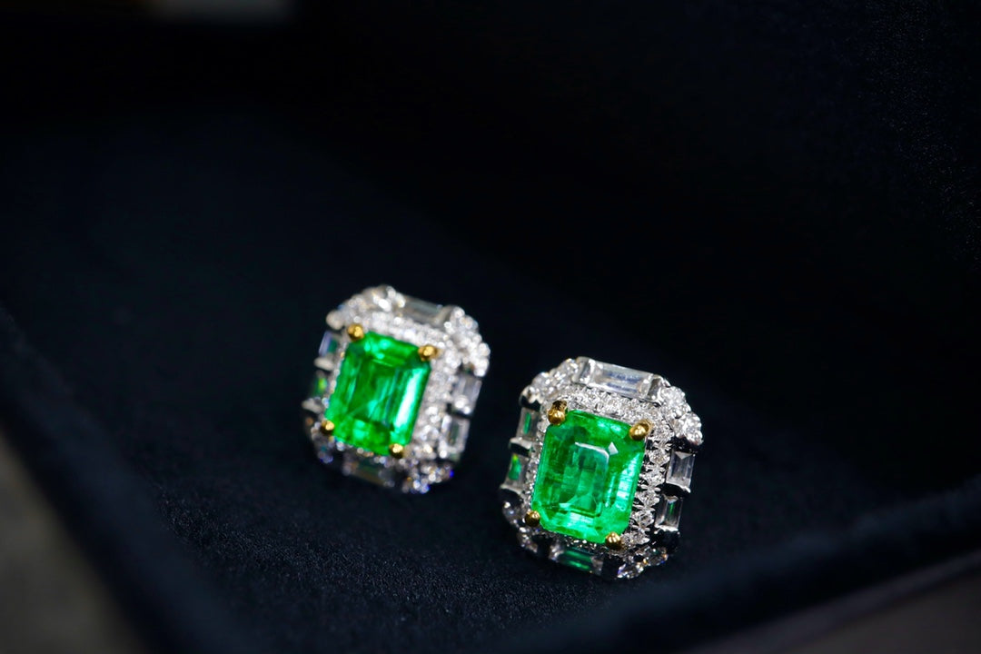 Panjshir Emerald Earrings - Premium VVG Vivid Green Jewelry