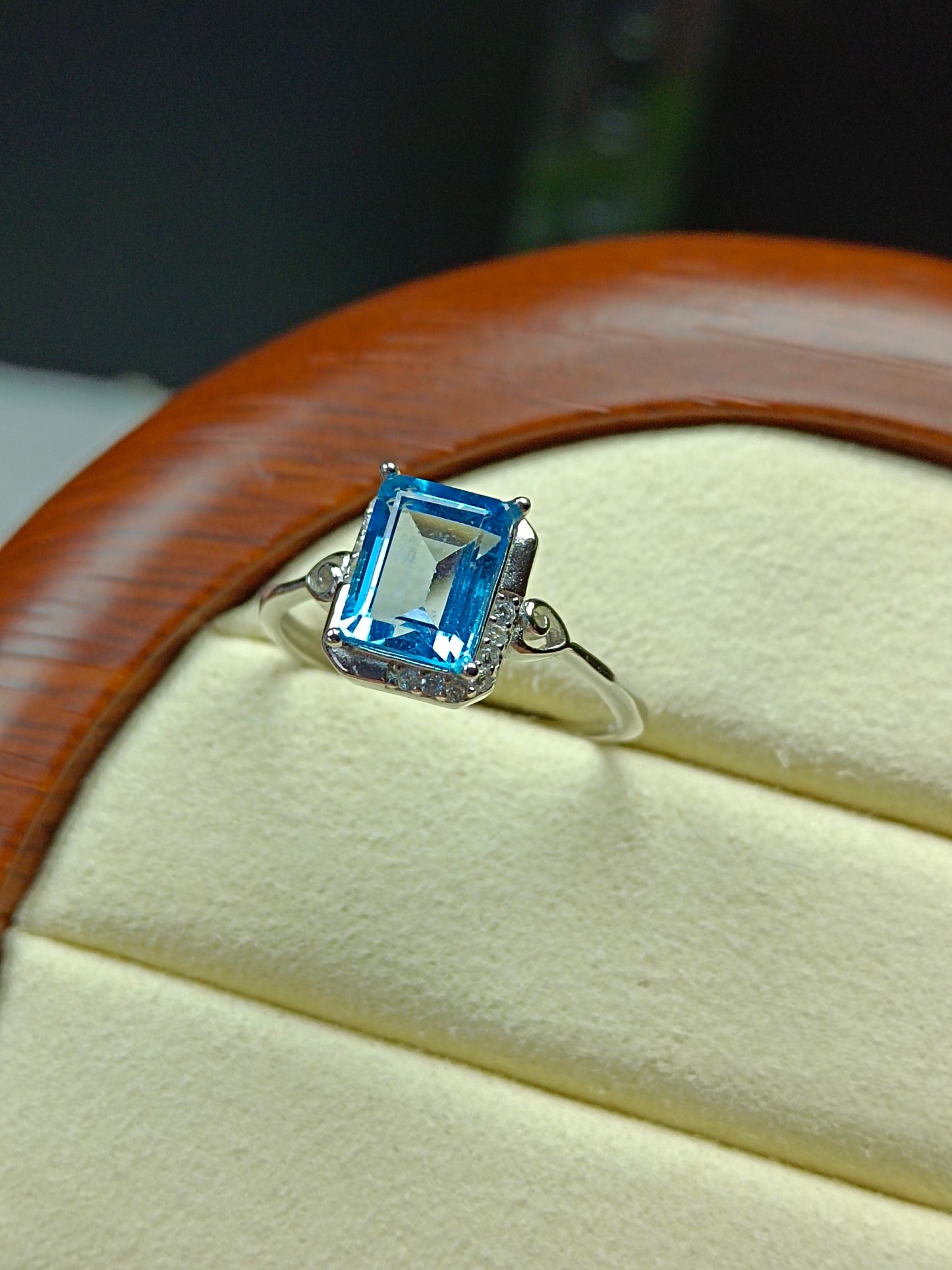 Exquisite Natural Swiss Blue Topaz Square Ring - Fine Jewelry