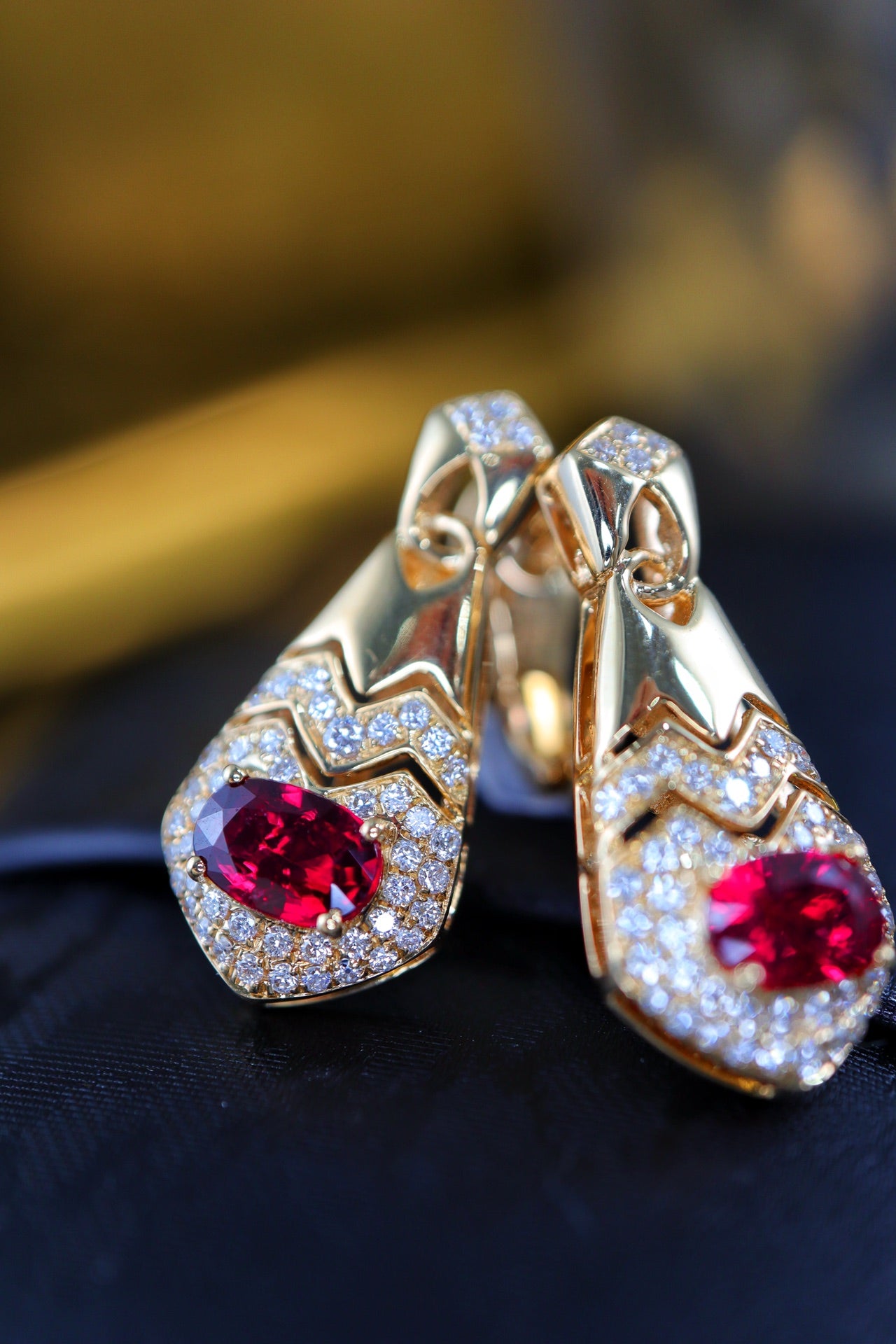 Artdeco Vintage Chic Light Luxury Ruby Earrings - A Jewelry Gem