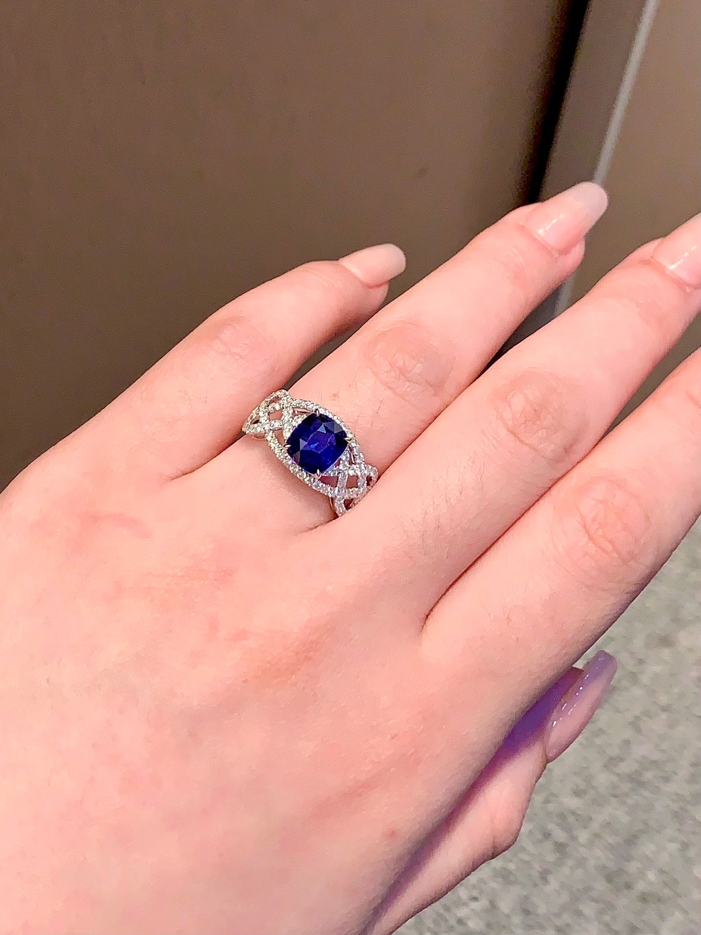 Exquisite Openwork Wide Band Ring with Natural Sapphire - Jewelry