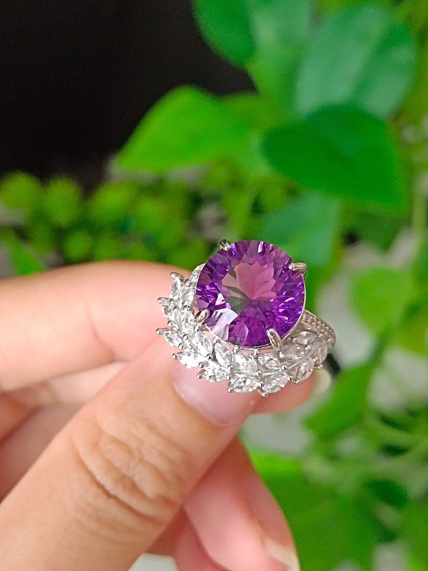 Natural Amethyst Wheat Spike Ring - Exquisite Jewelry for Elegance and Prosperity