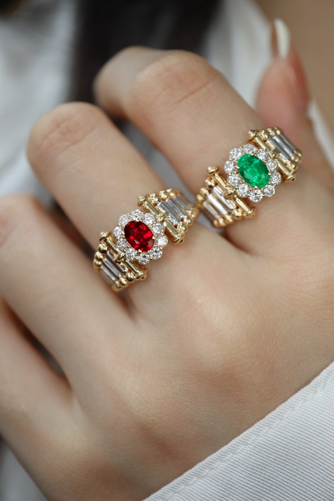 Vintage-inspired Fashionable Jewelry: Irresistible Charm Rings