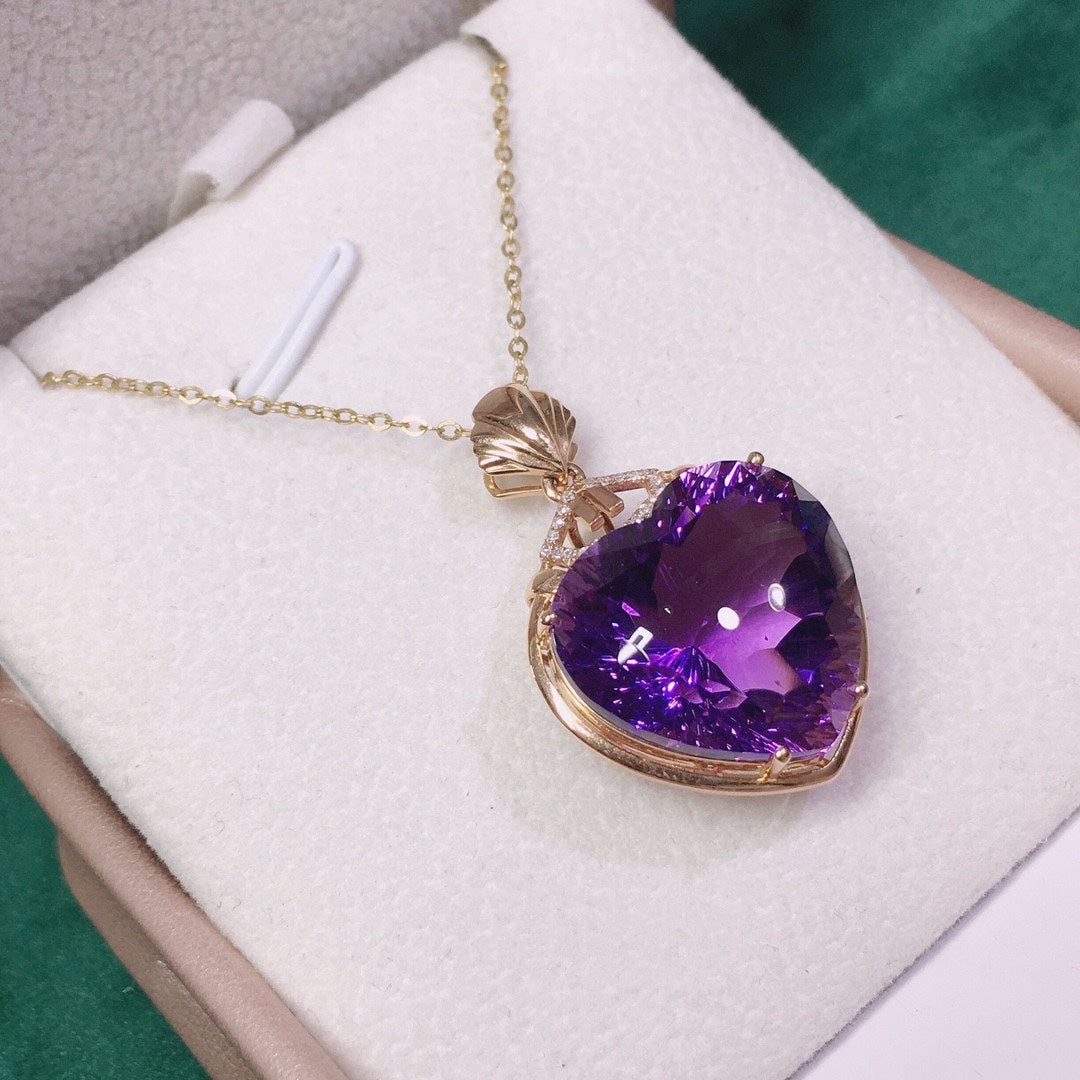 18K Gold Embedded Natural Amethyst Pendant - Elegant Jewelry