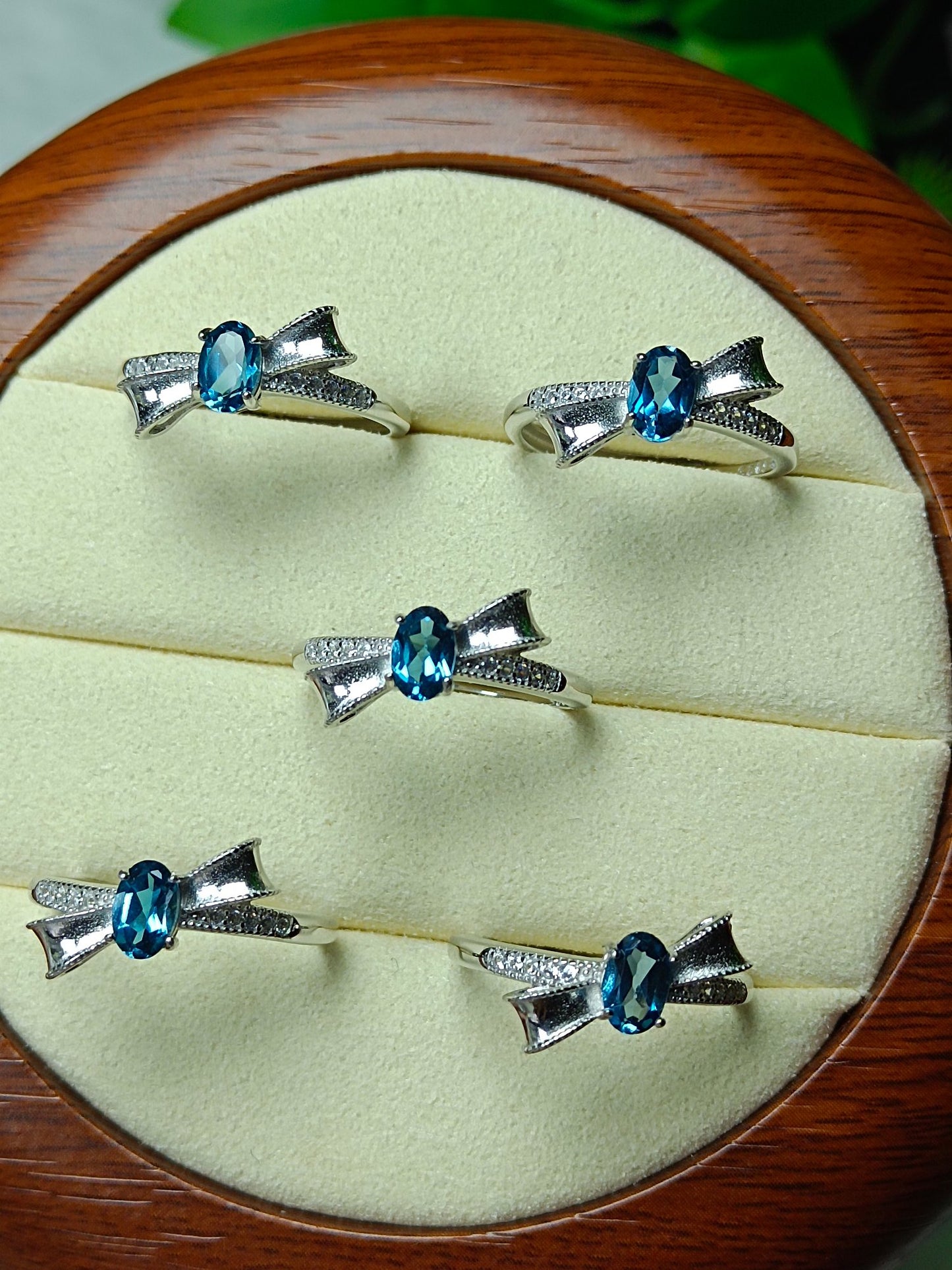 London Blue Topaz Bowknot Ring - Exquisite Jewelry for Every Occasion