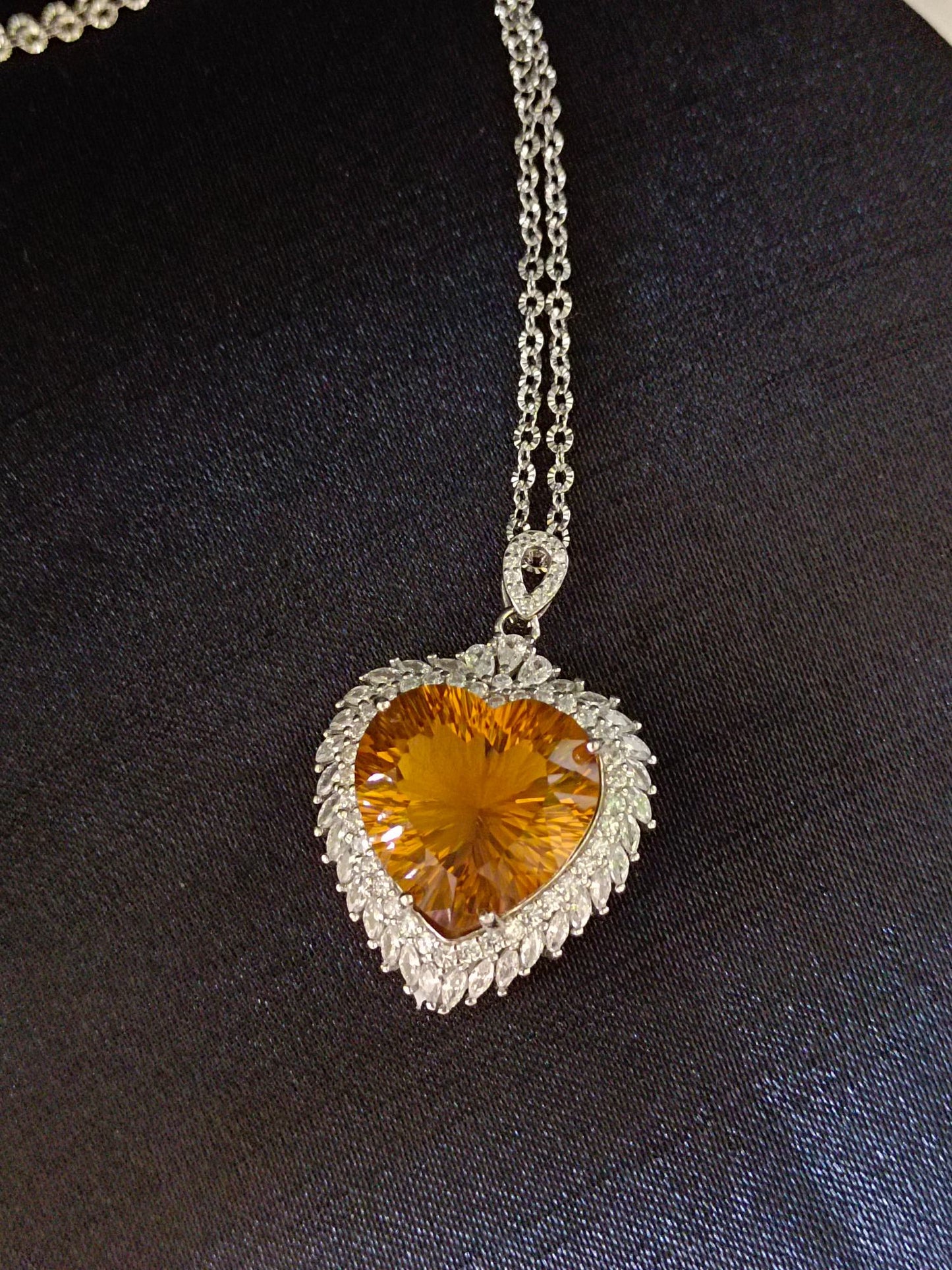 Natural Yellow Citrine Heart Pendant - Exquisite Jewelry for Your Collection